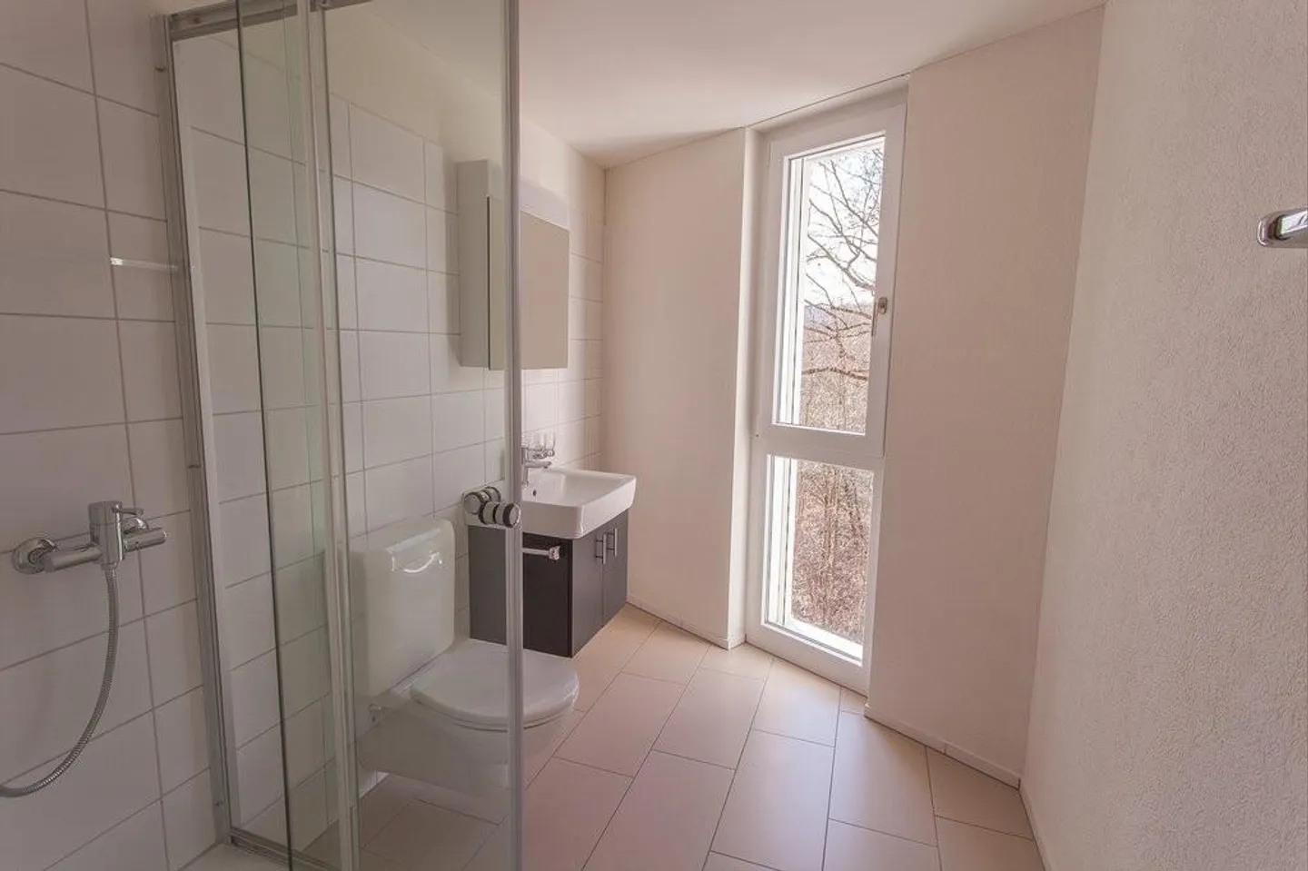 Central Penthouse Apartment with a View of the Green - Photo 3 of 11