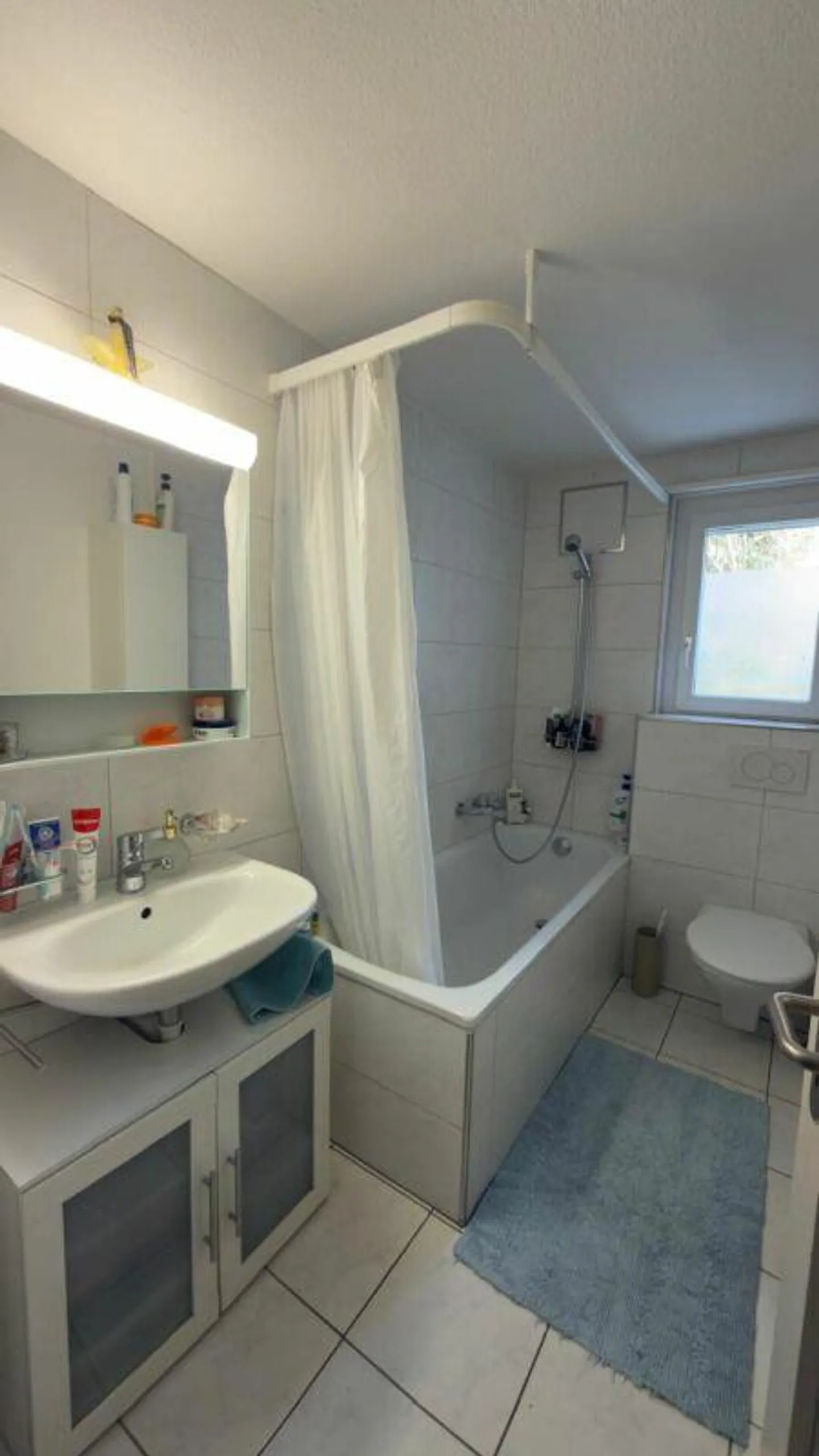 Geräumige Wohnung mit Aussicht - Foto 4 von 6