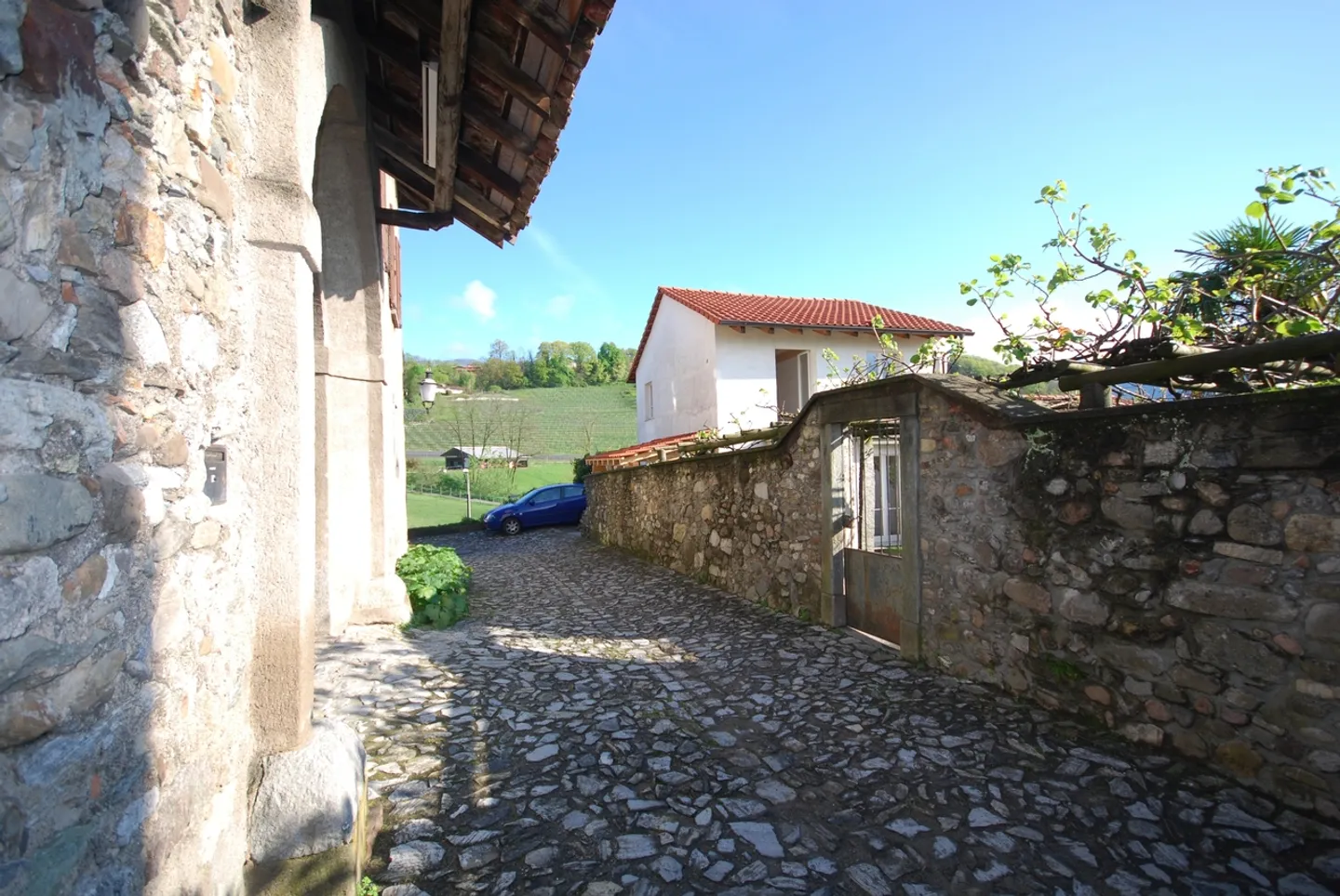 Gemütliches Einfamilienhaus mit 4,5 Zimmern in privilegierter Lage in S. Pietro di Stabio - Foto 7 von 8