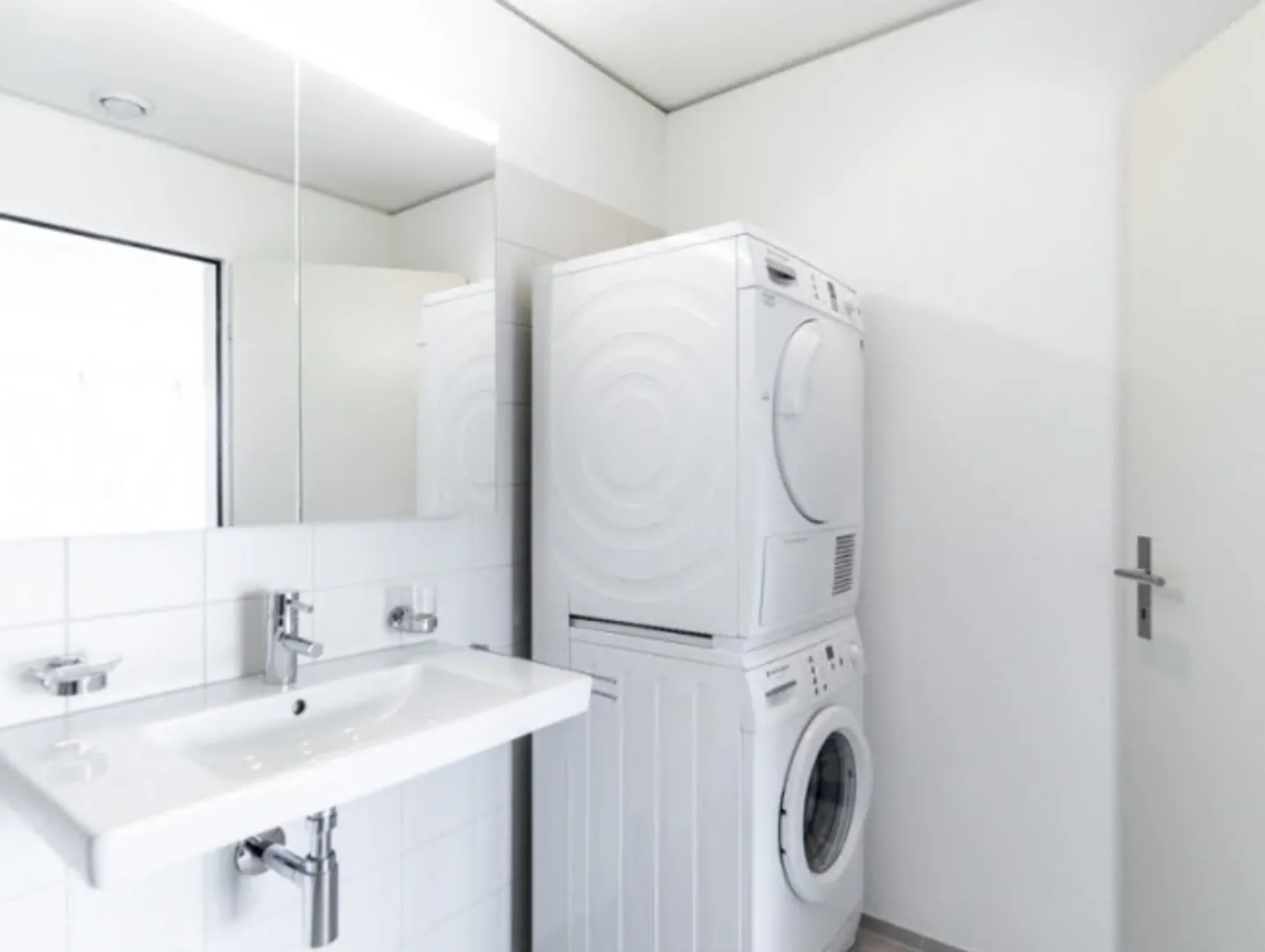 Appartamento moderno con vista montagne - Foto 5 di 8