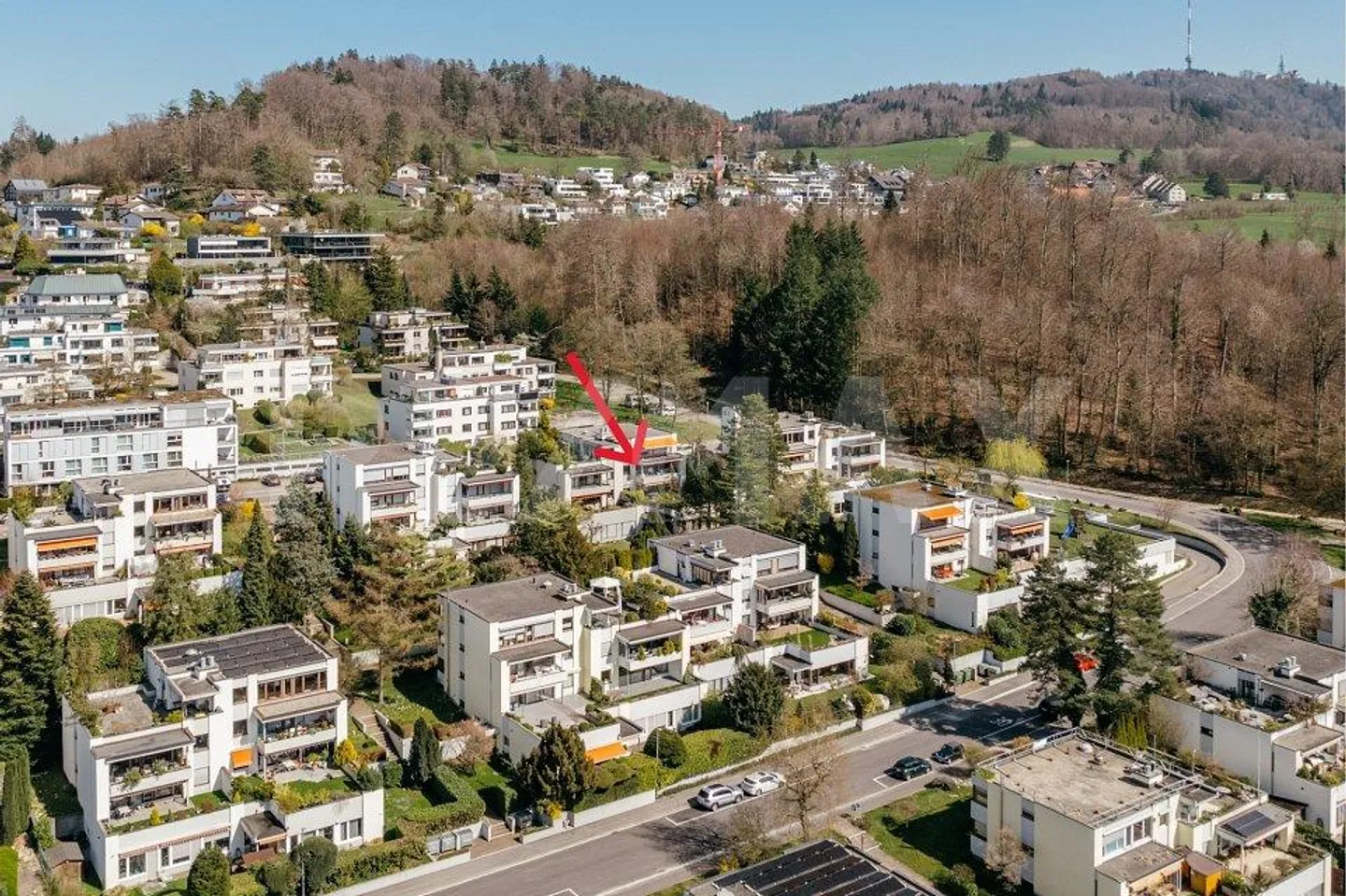 Helle 4½-Zimmer-Wohnung mit Aussicht - Foto 2 von 13