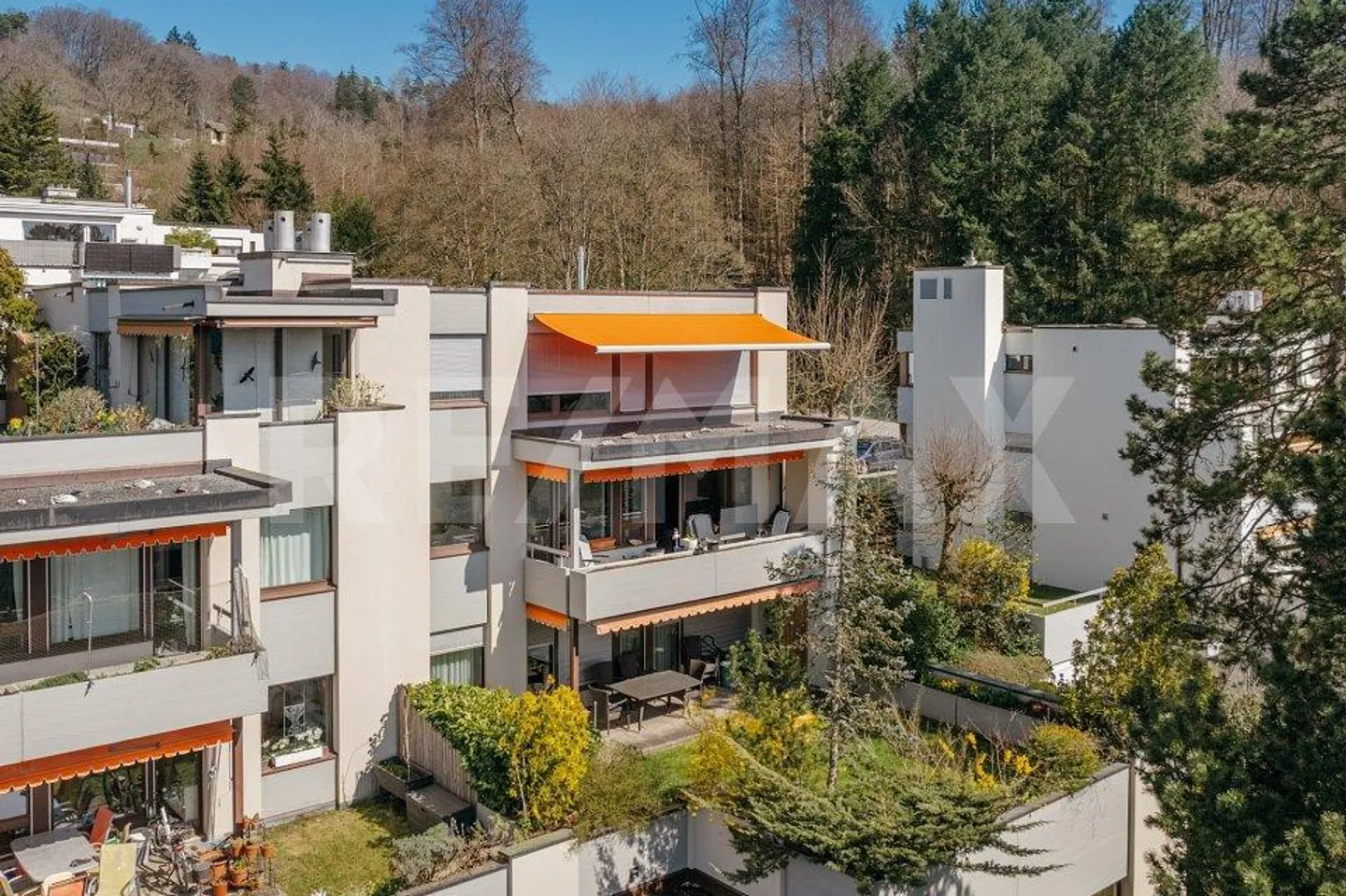 Helle 4½-Zimmer-Wohnung mit Aussicht - Foto 3 von 13