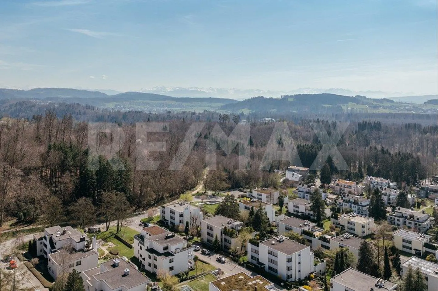 Helle 4½-Zimmer-Wohnung mit Aussicht - Foto 13 von 13