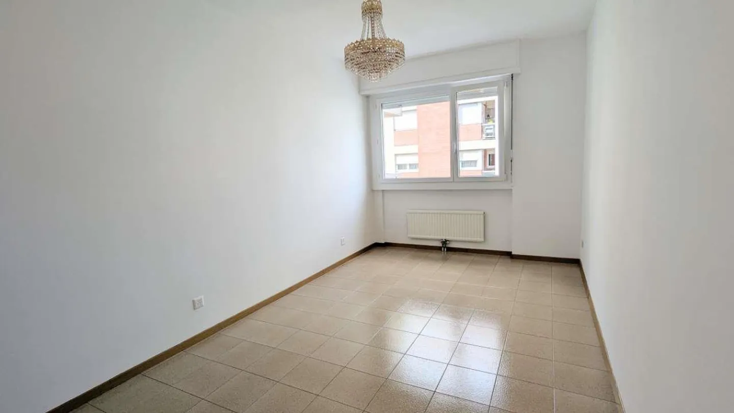 Molino Nuovo, 3.5 high floor, terrace and balcony - Photo 10 of 13