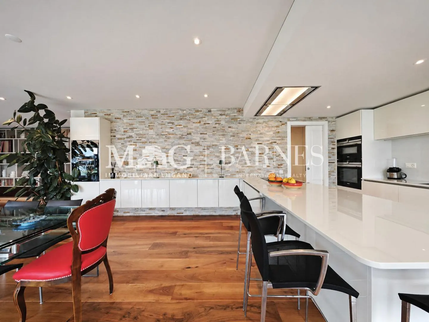 Lugano, Canobbio: Modern 4.5 Room Penthouse with Lake View and Large Terrace - Photo 9 of 18