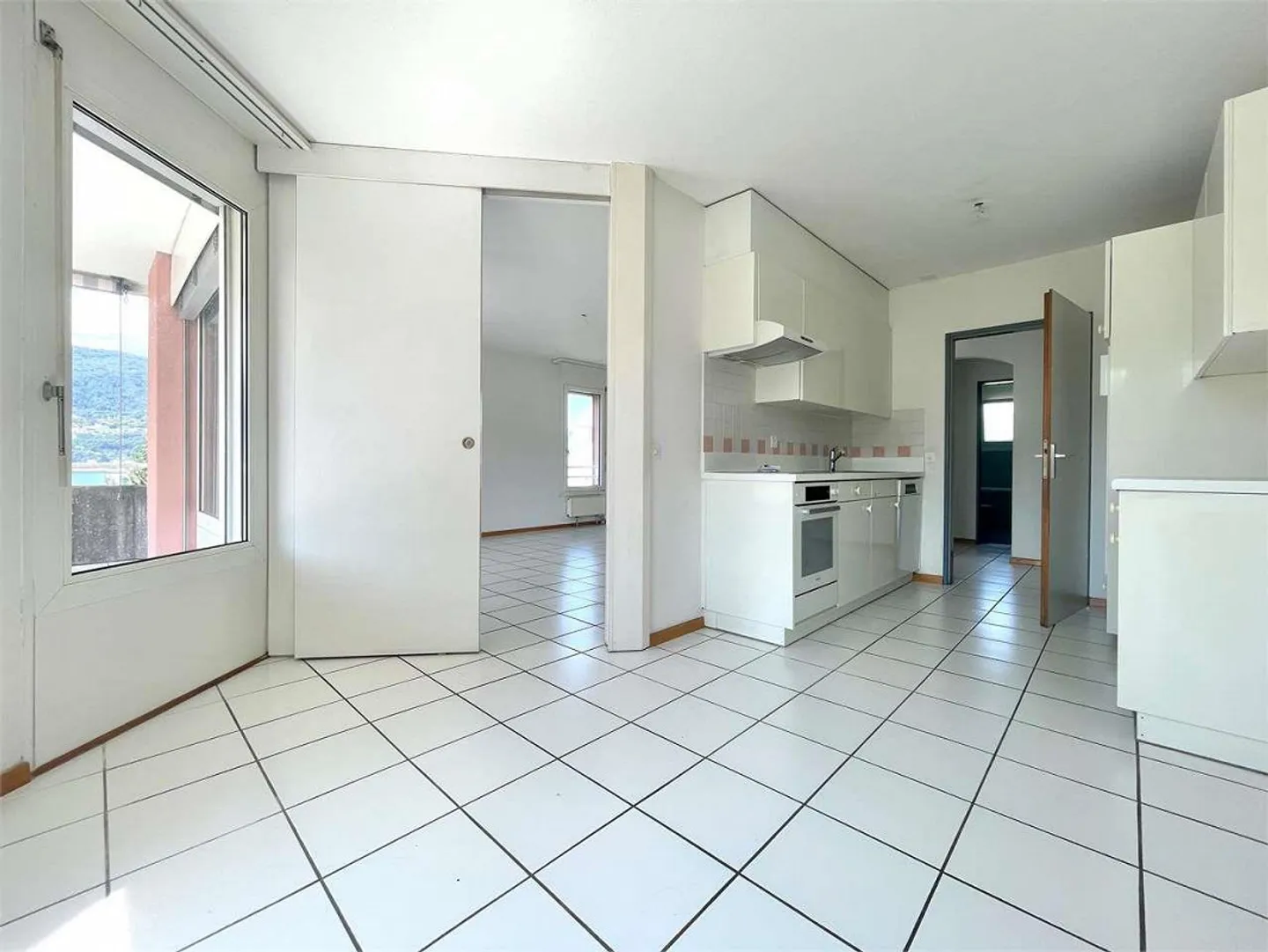 Beautiful 3.5-room apartment in Breganzona - Photo 1 of 8