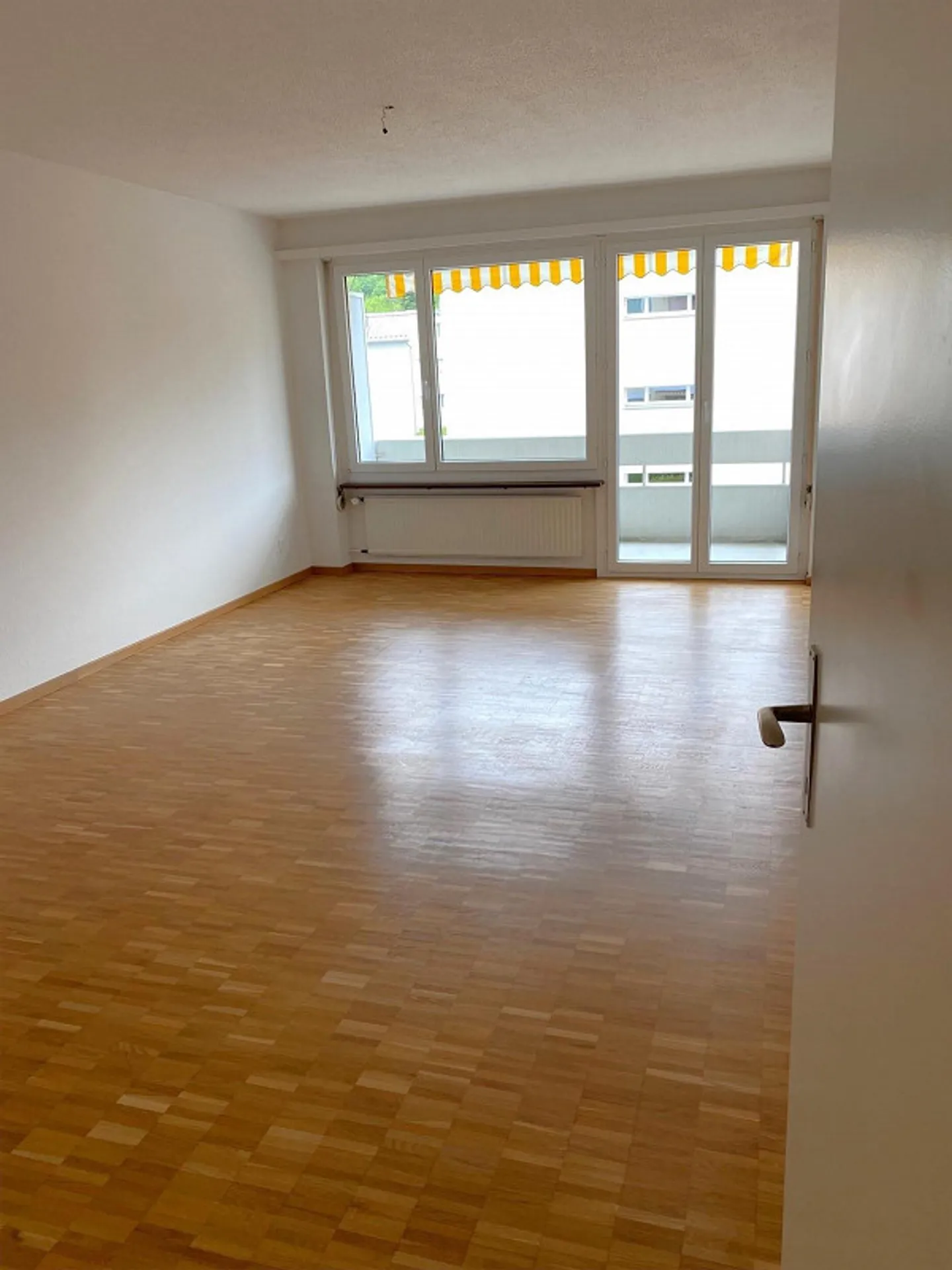 Living close to nature, experience Zurich! - Limited until 31.03.2027 - Photo 2 of 6