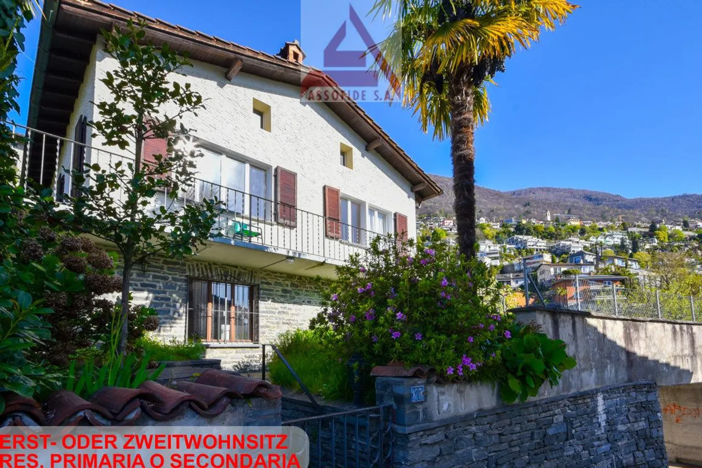 Casa plurifamiliare da ristrutturare - Foto 1 di 4