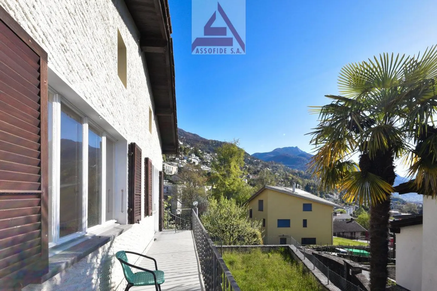 Casa plurifamiliare da ristrutturare - Foto 2 di 4