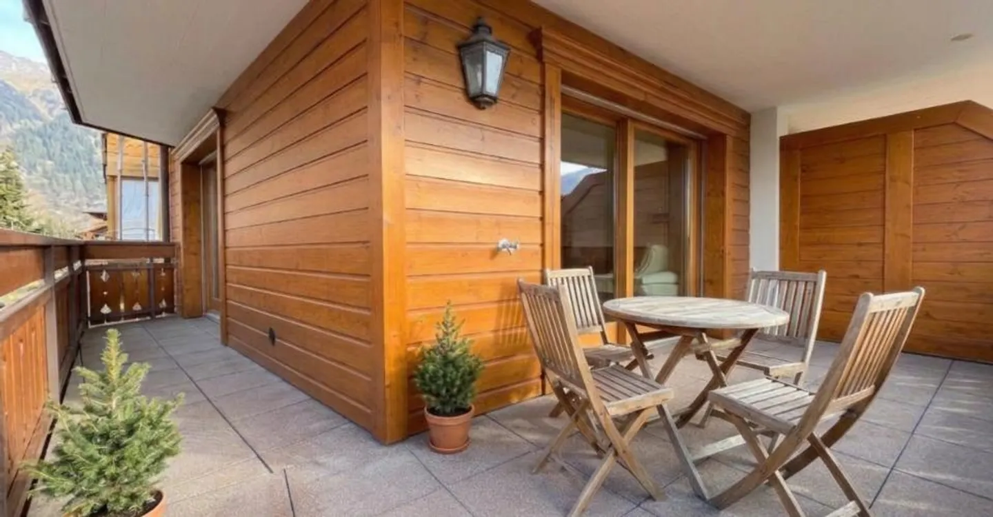 Große Wohnung zu vermieten mit herrlichem Blick - Foto 3 von 12