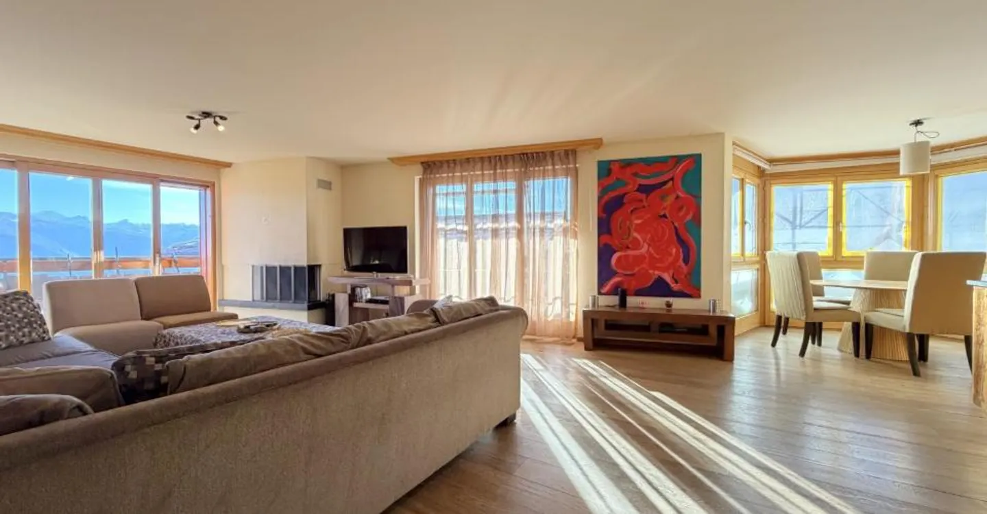 Große Wohnung zu vermieten mit herrlichem Blick - Foto 4 von 12