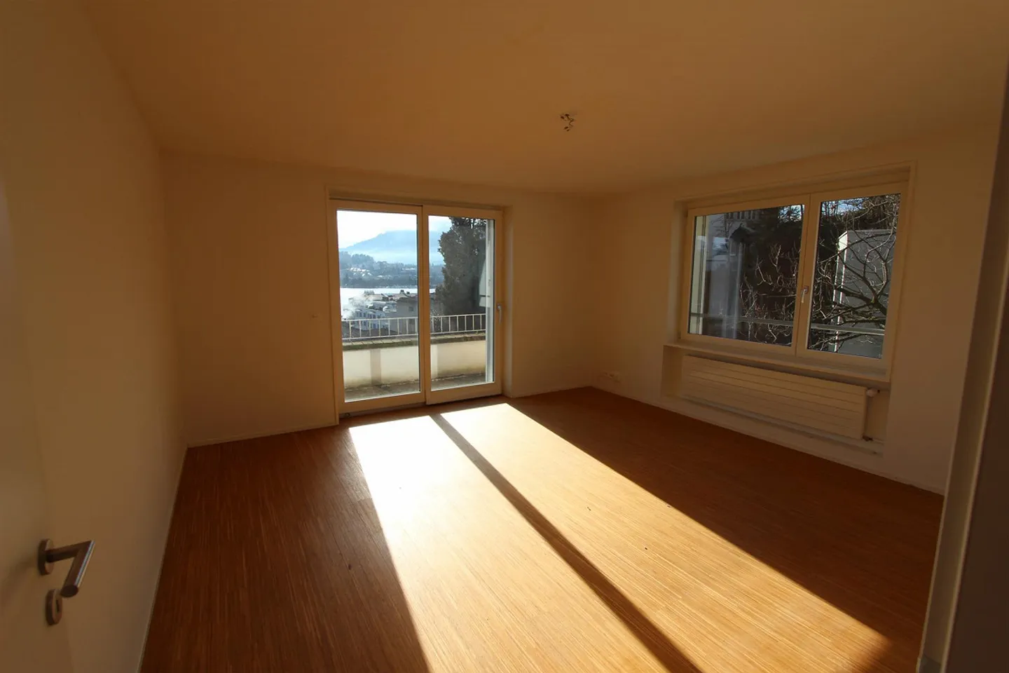 Beautiful location with a view on Tivolistrasse! - Photo 4 of 8