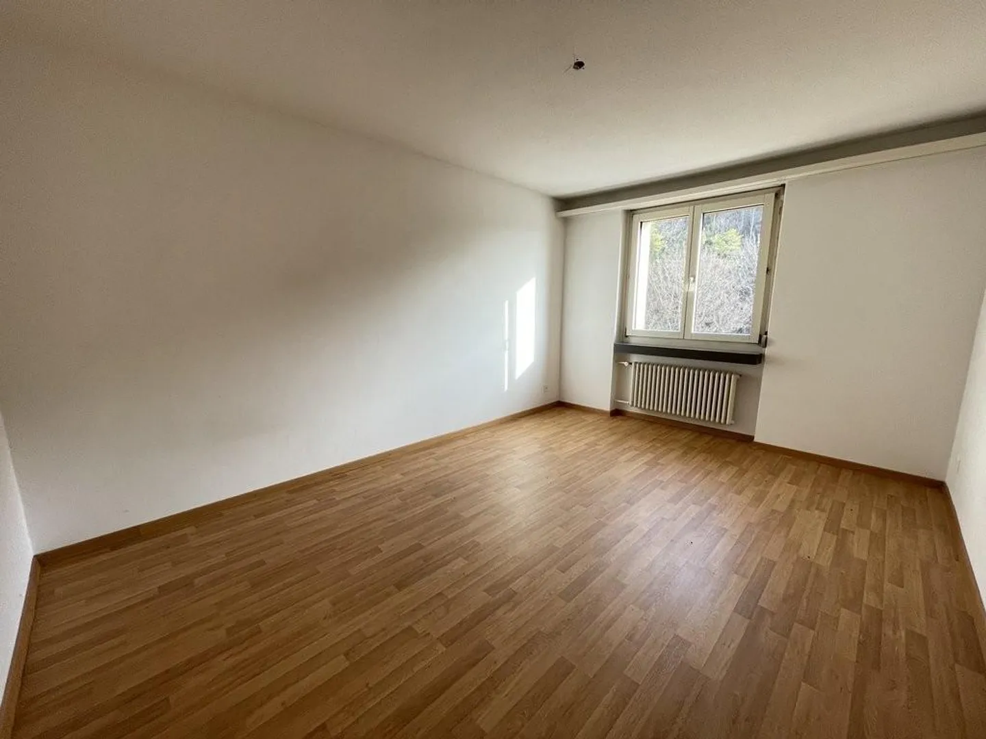 Living in a quiet location in Adliswil - limited until 30.09.2027 - Photo 4 of 11