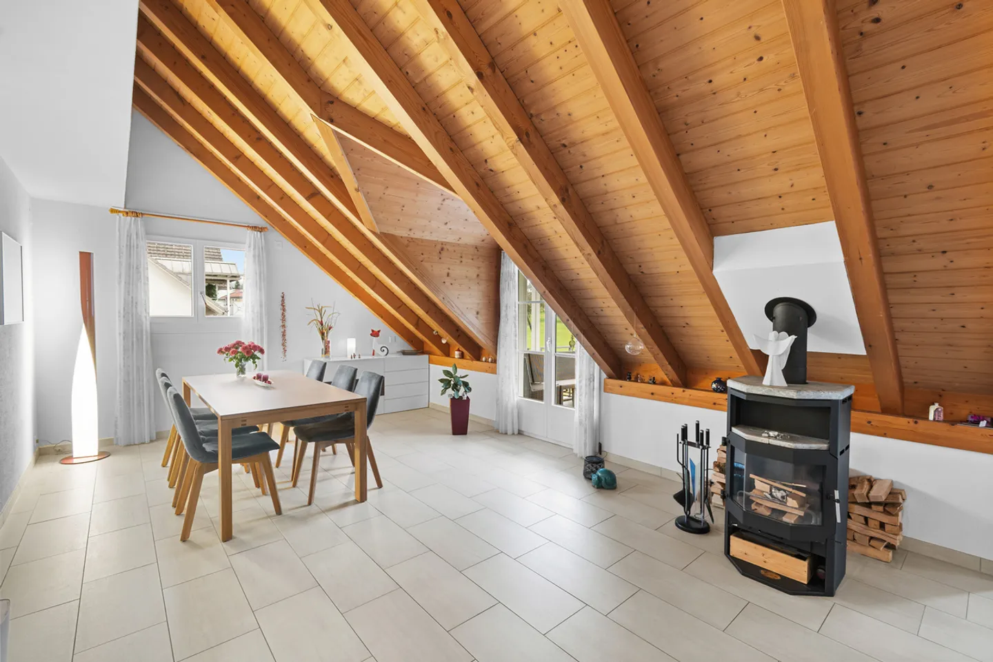 Wohlfühlende 4.5 Zimmer Maisonettewohnung - Foto 10 von 15