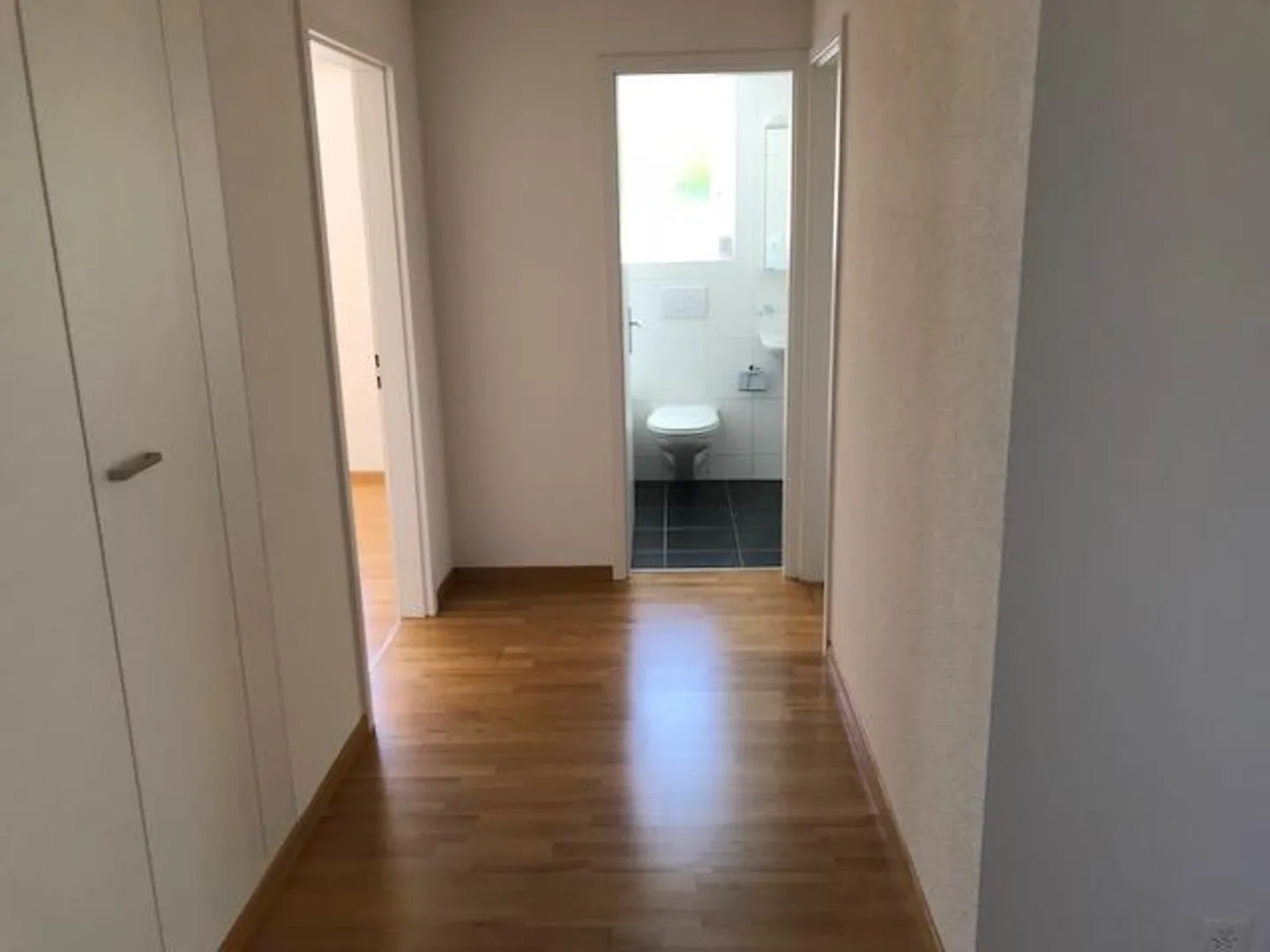 Sunny apartment with large balcony - Photo 4 of 11