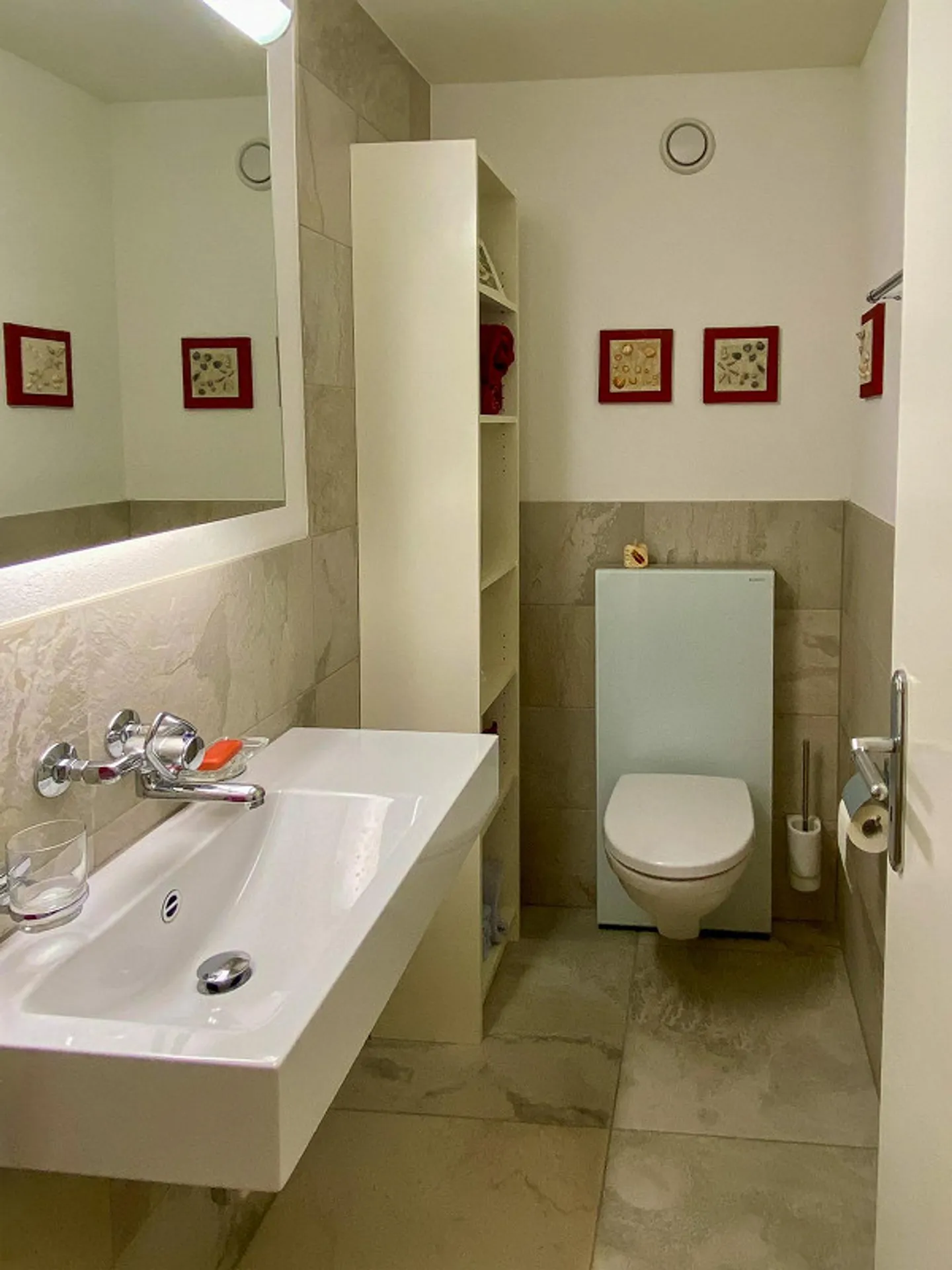 Appartement 3½ pièces avec vue sur le lac et la montagne - Photo 10 sur 13