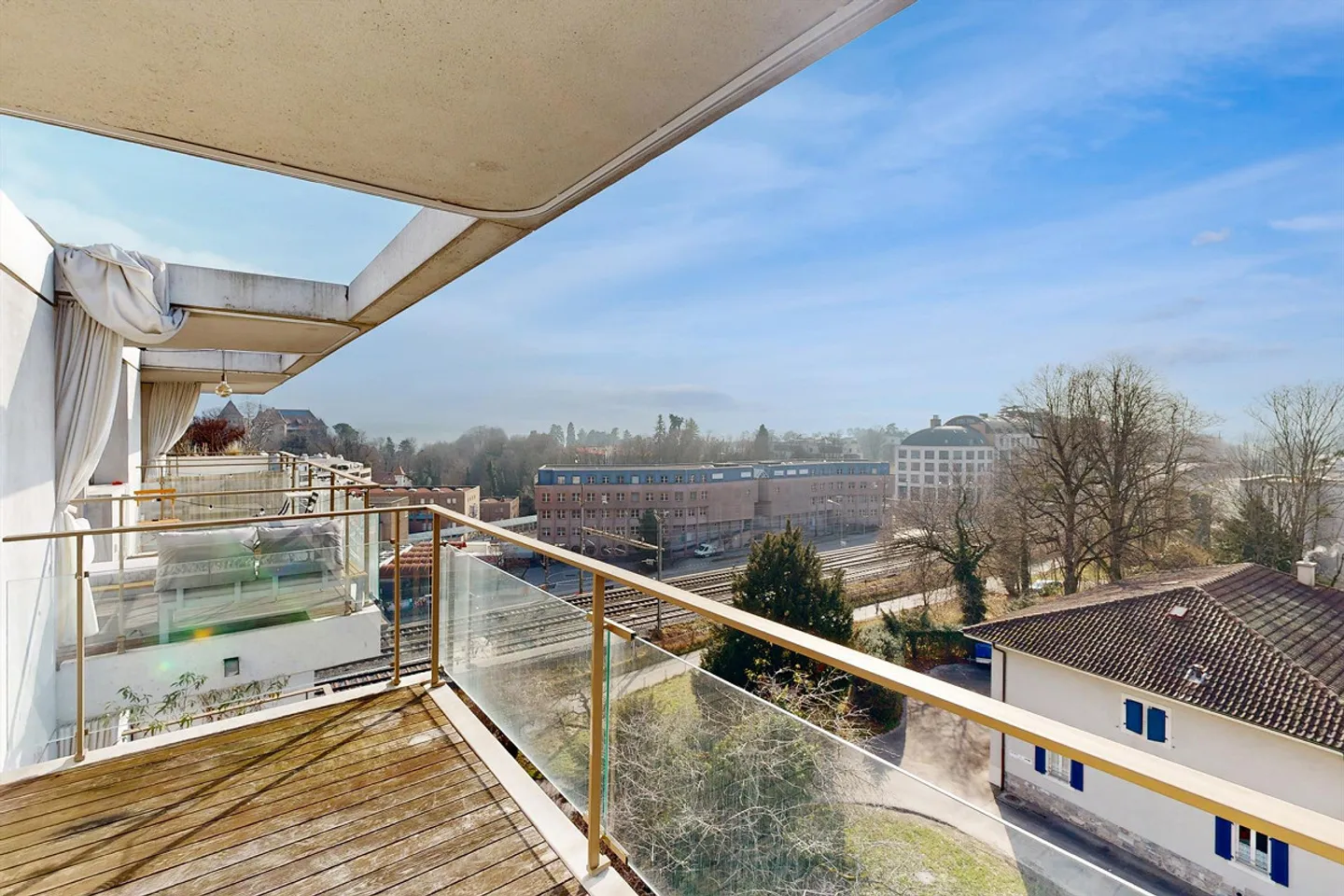 Un ambiente di vita moderno - Foto 3 di 8