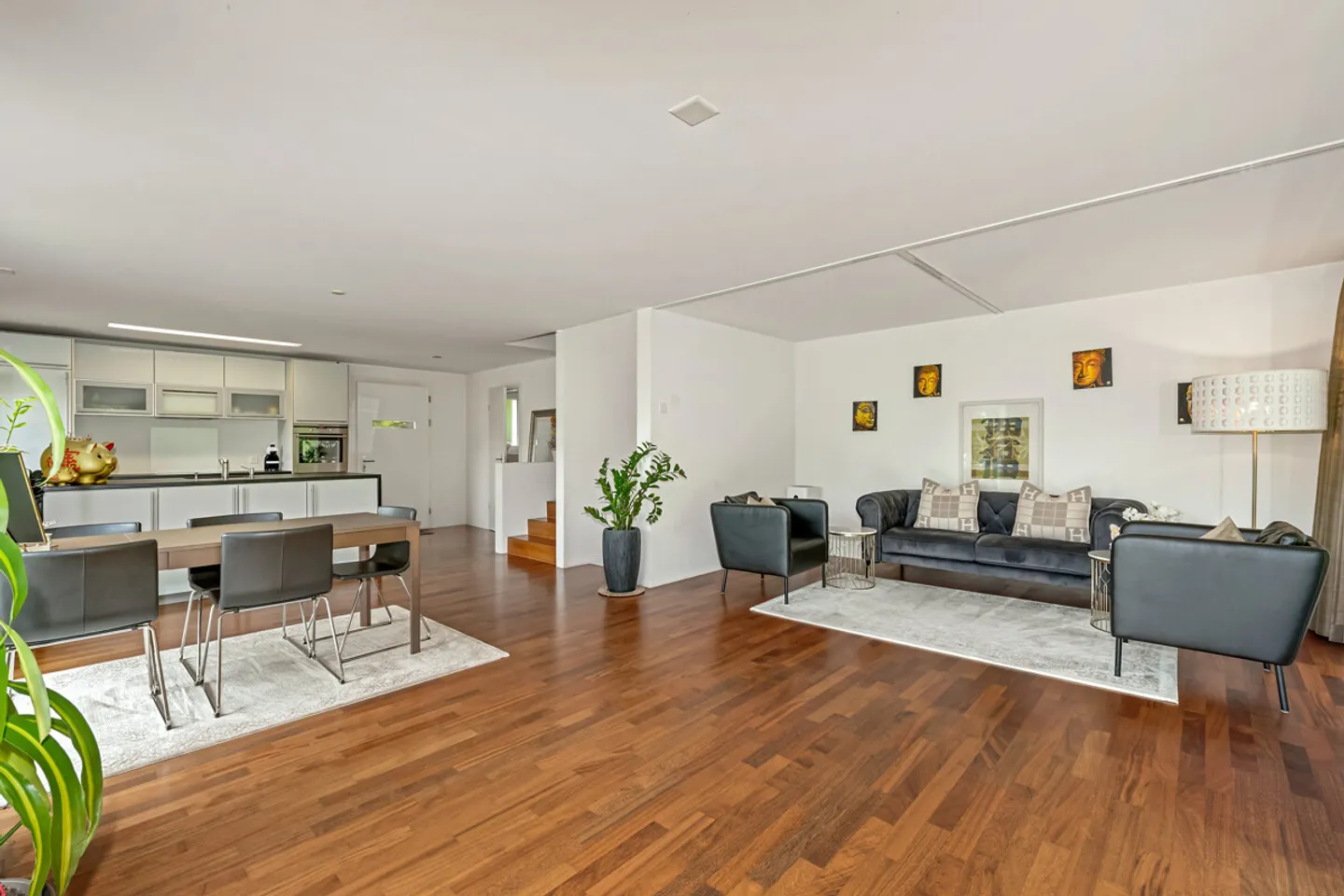 Casa - Foto 2 di 5