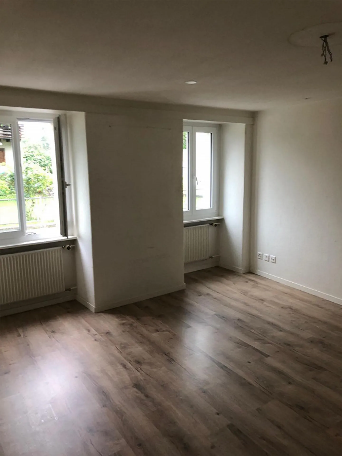 Bella appartamento di 2,5 stanze nel centro di Domat/Ems - Foto 2 di 5