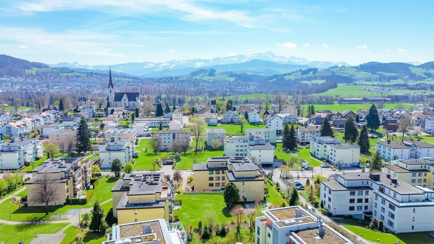 Light, Air & Panoramic View - 3.5 Room Attic in Abtwil SG - Photo 11 of 12