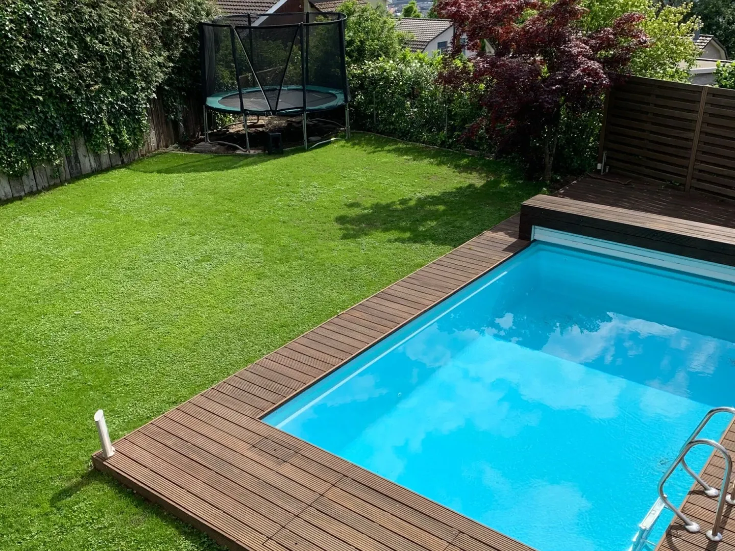 Maison familiale spacieuse avec piscine - Photo 3 sur 3