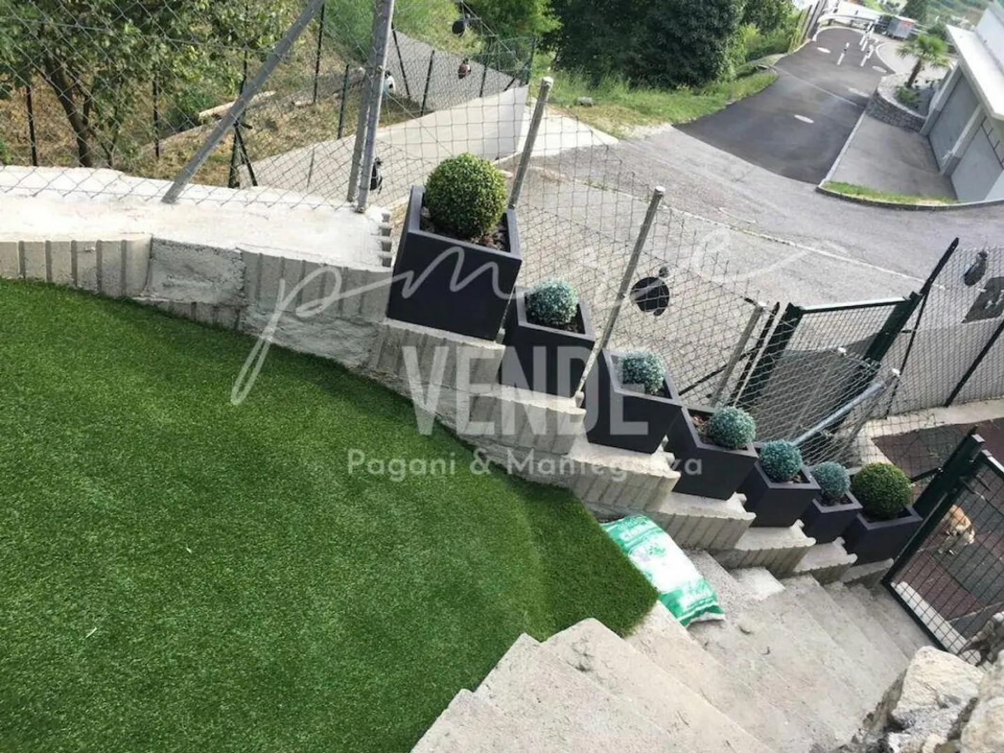 Morbio Inferiore | Amante dei Giardini, degli Animali e della Vita all'Aria Aperta - Foto 11 di 12