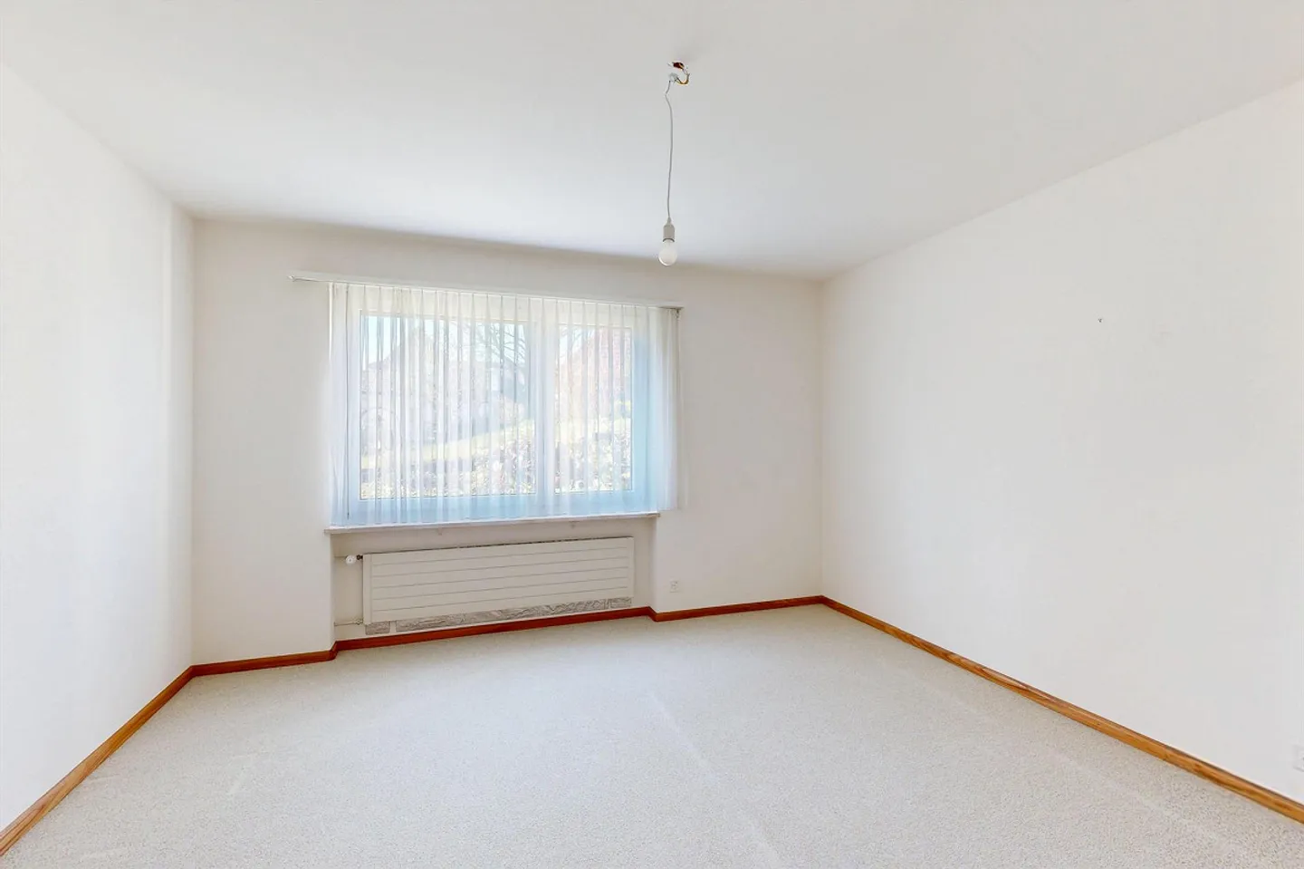 Geräumiges Familienhaus mit Pool - Foto 5 von 14