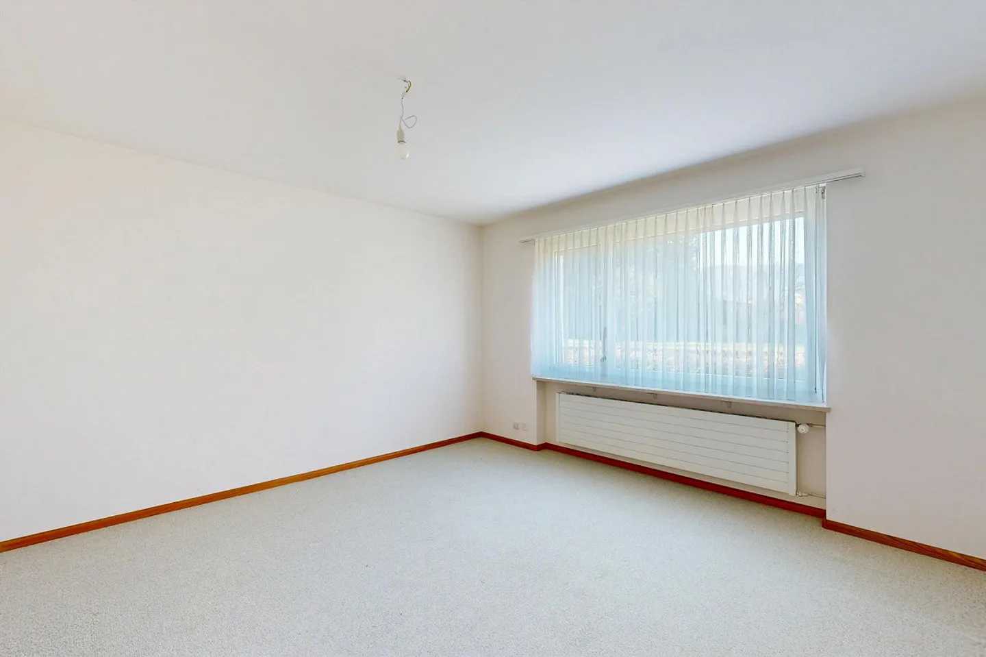 Geräumiges Familienhaus mit Pool - Foto 6 von 14