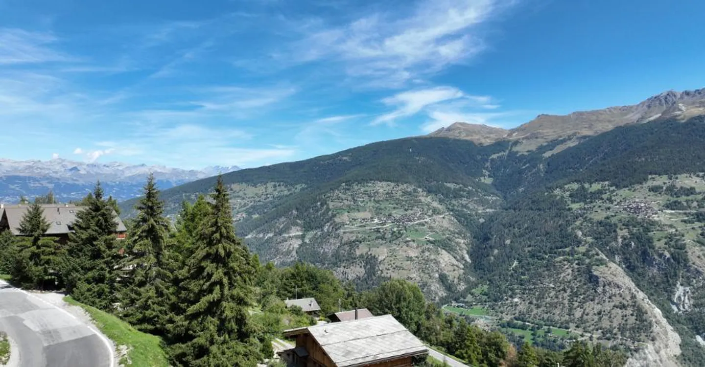 Beautiful opportunity in the "Dent-Blanche Resort" of Hérémence - Photo 8 of 13