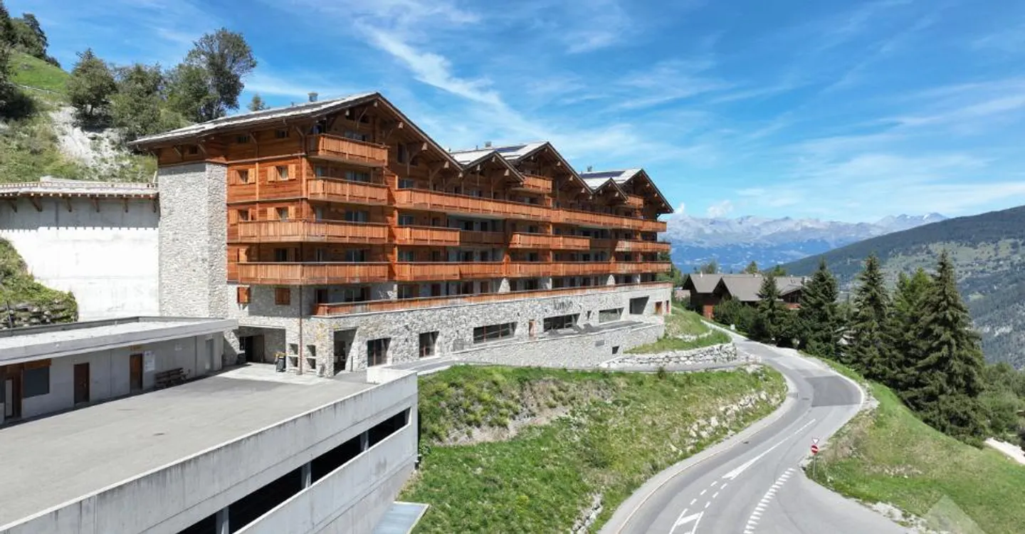 Beautiful opportunity in the "Dent-Blanche Resort" of Hérémence - Photo 11 of 13