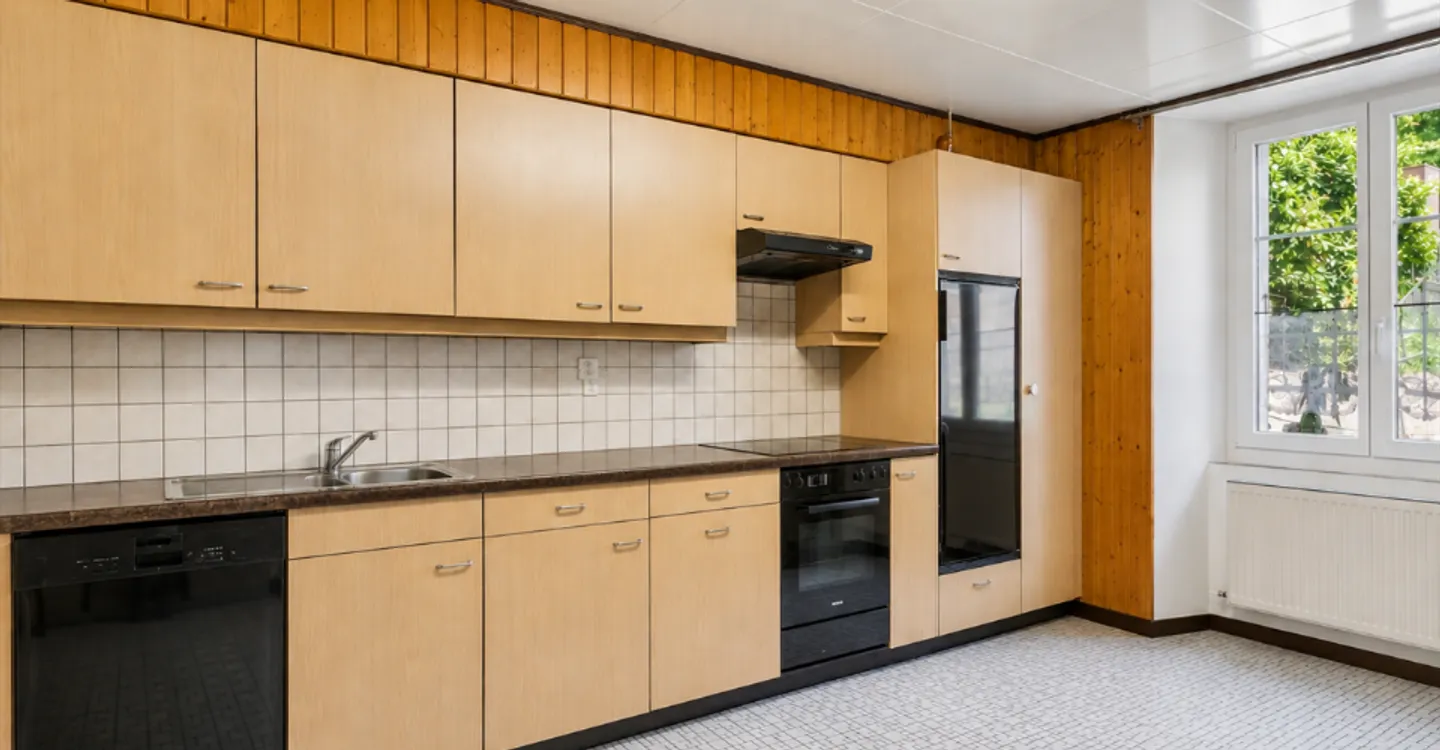 Detached house composed of 2 apartments - Photo 3 of 11