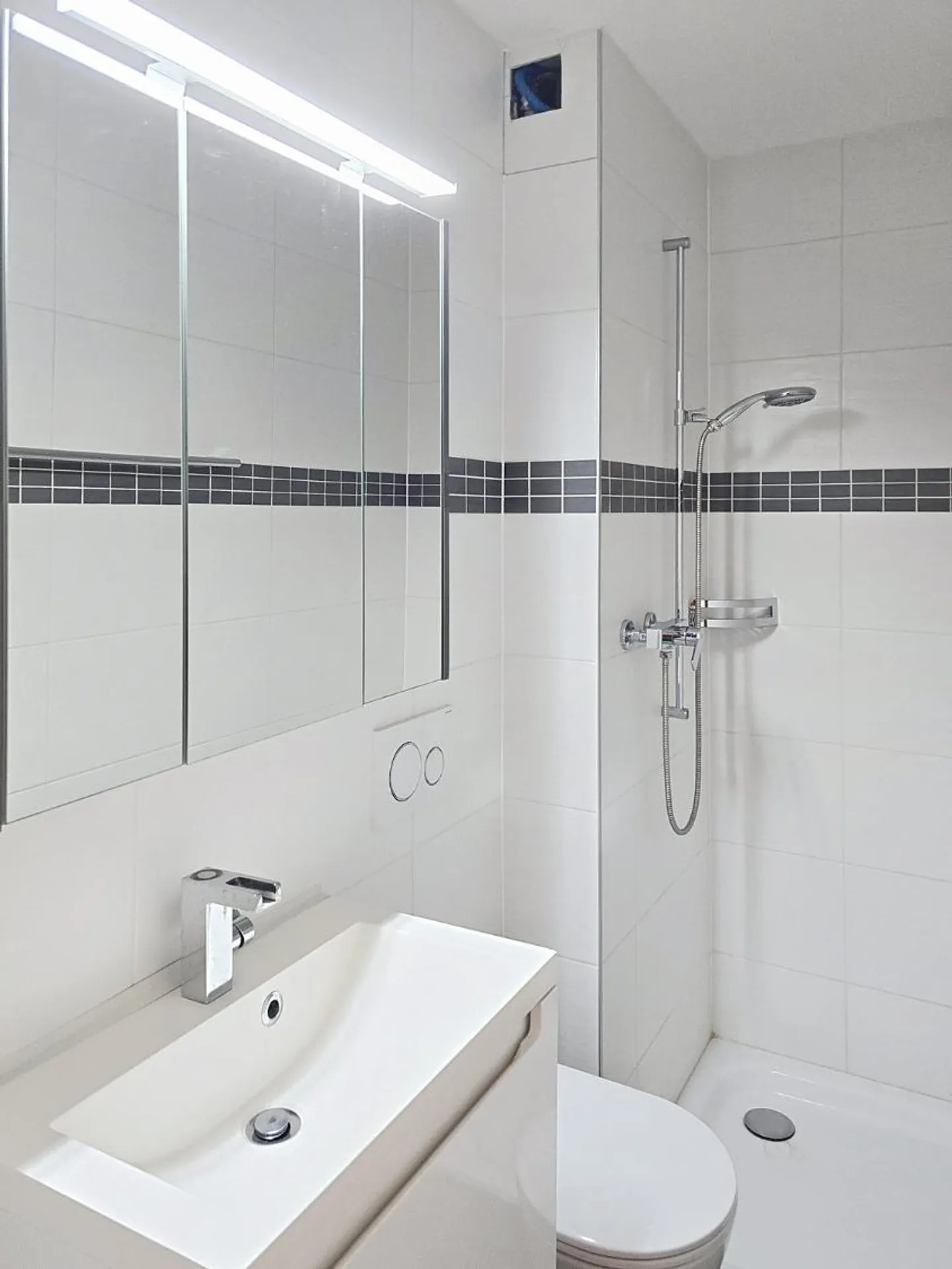 Pretty 4.5-room villa for rent in Grolley - Photo 5 of 6