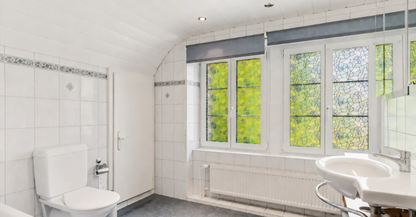 Detached house composed of 2 apartments - Photo 7 of 11