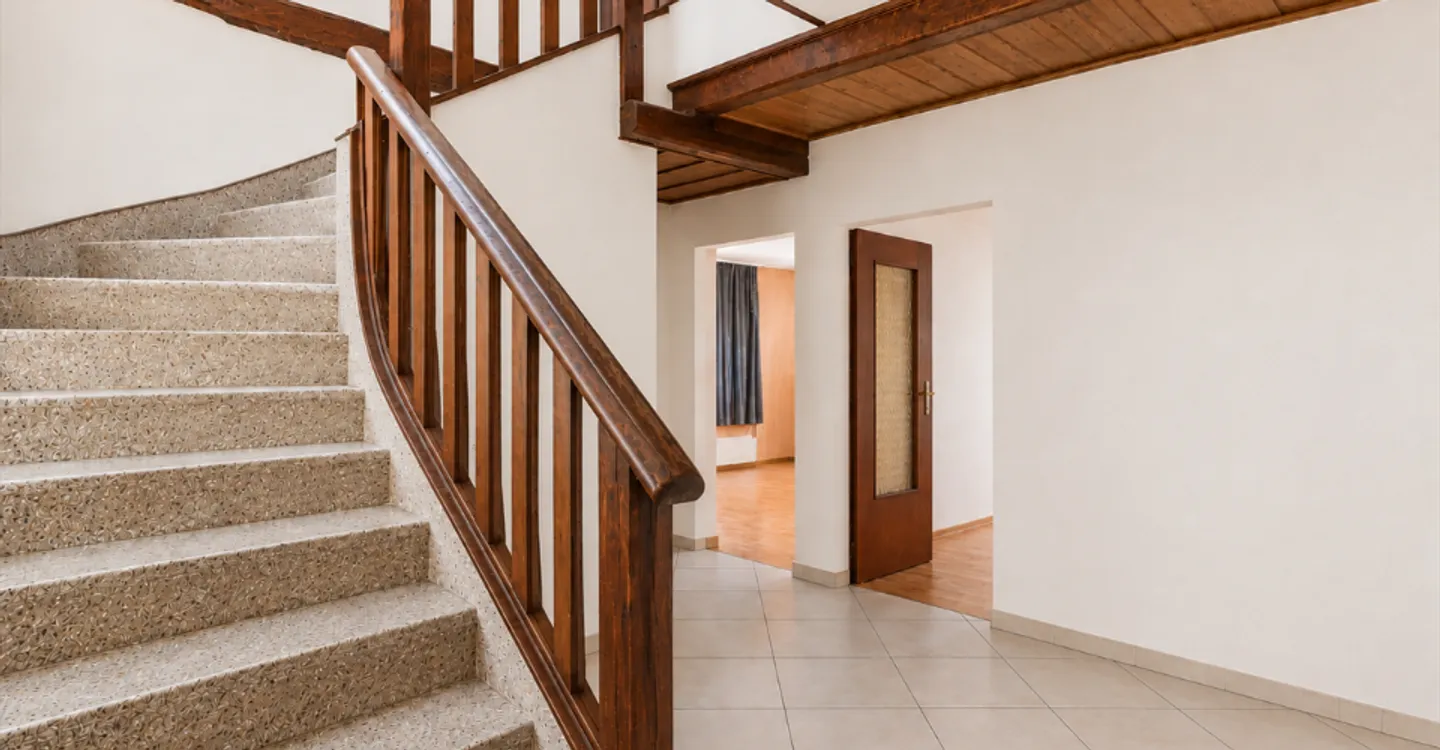 Detached house composed of 2 apartments - Photo 8 of 11