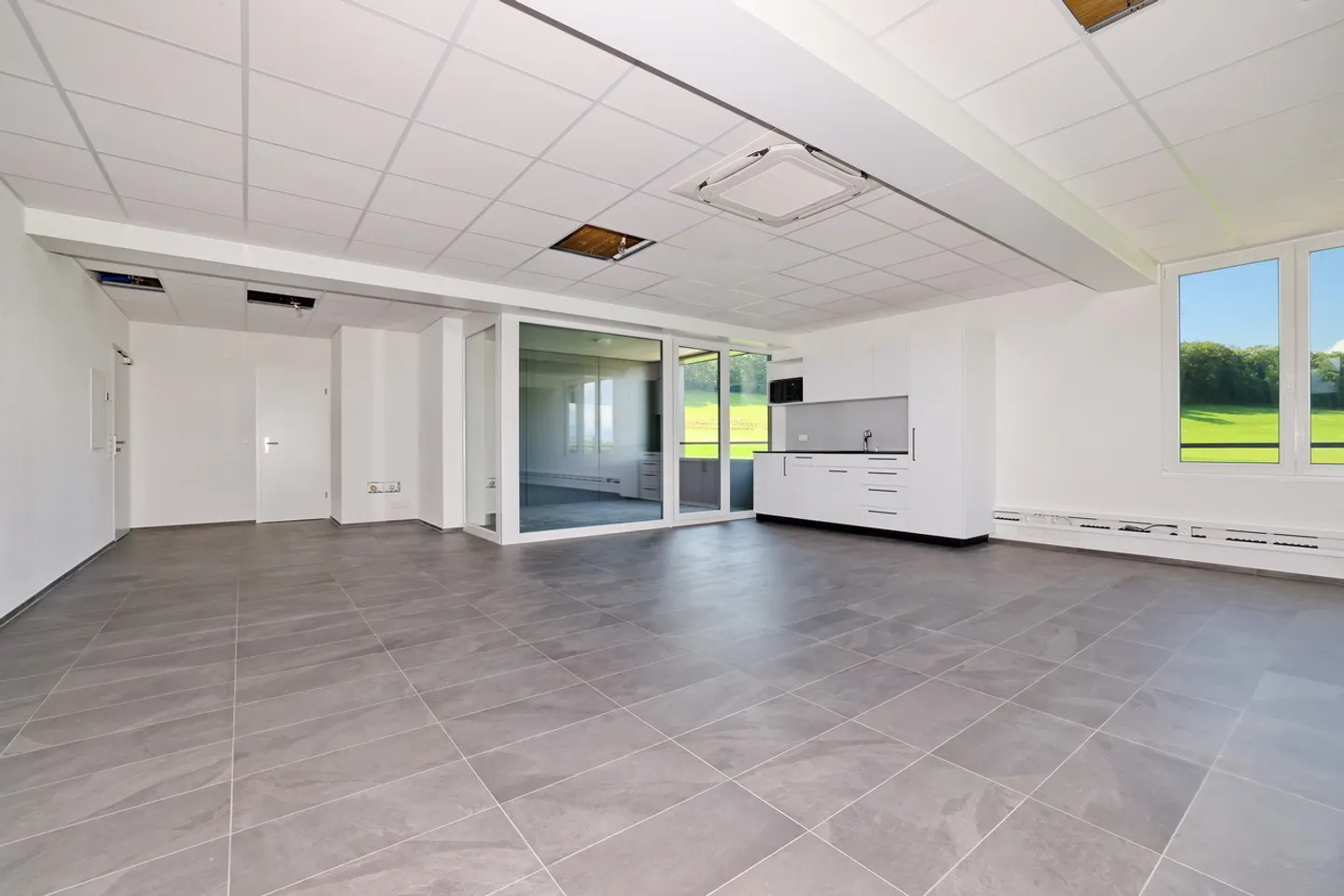 Modern Office Space - Photo 5 of 11