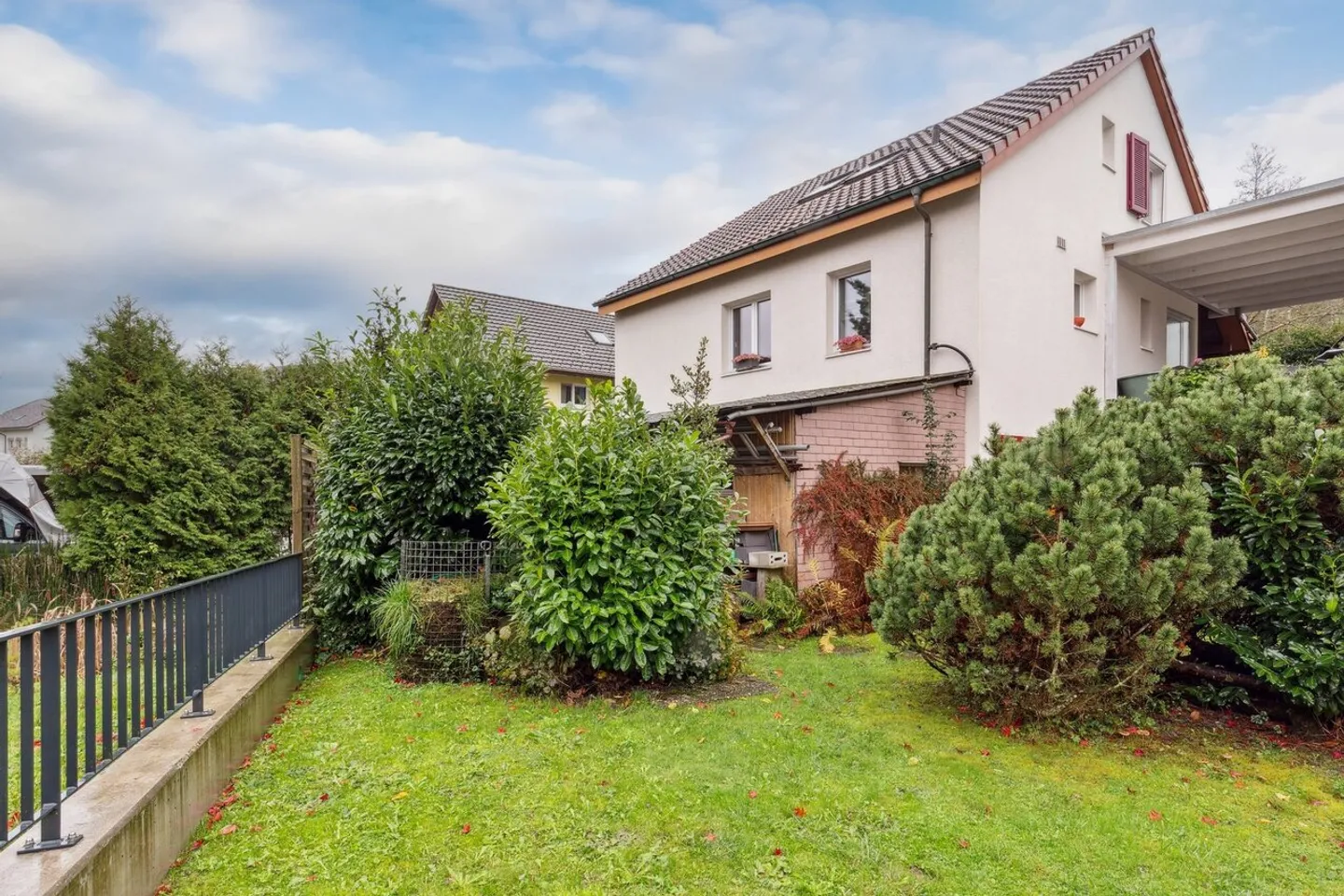 Paradis familial bien entretenu dans un emplacement idéal - Photo 2 sur 9