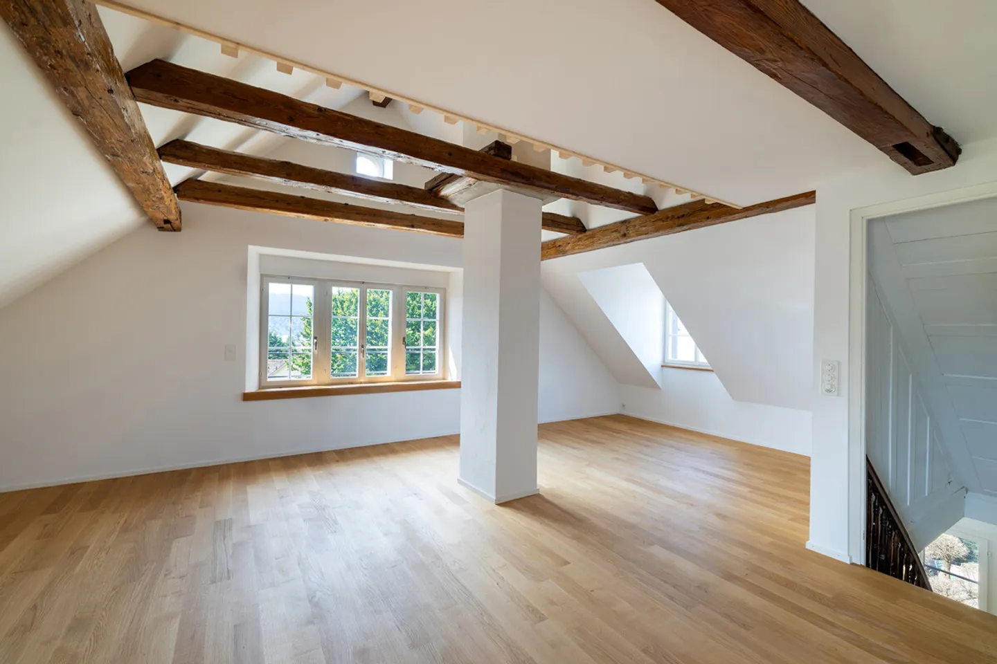 Casa a schiera 7.5 stanze - Foto 4 di 6