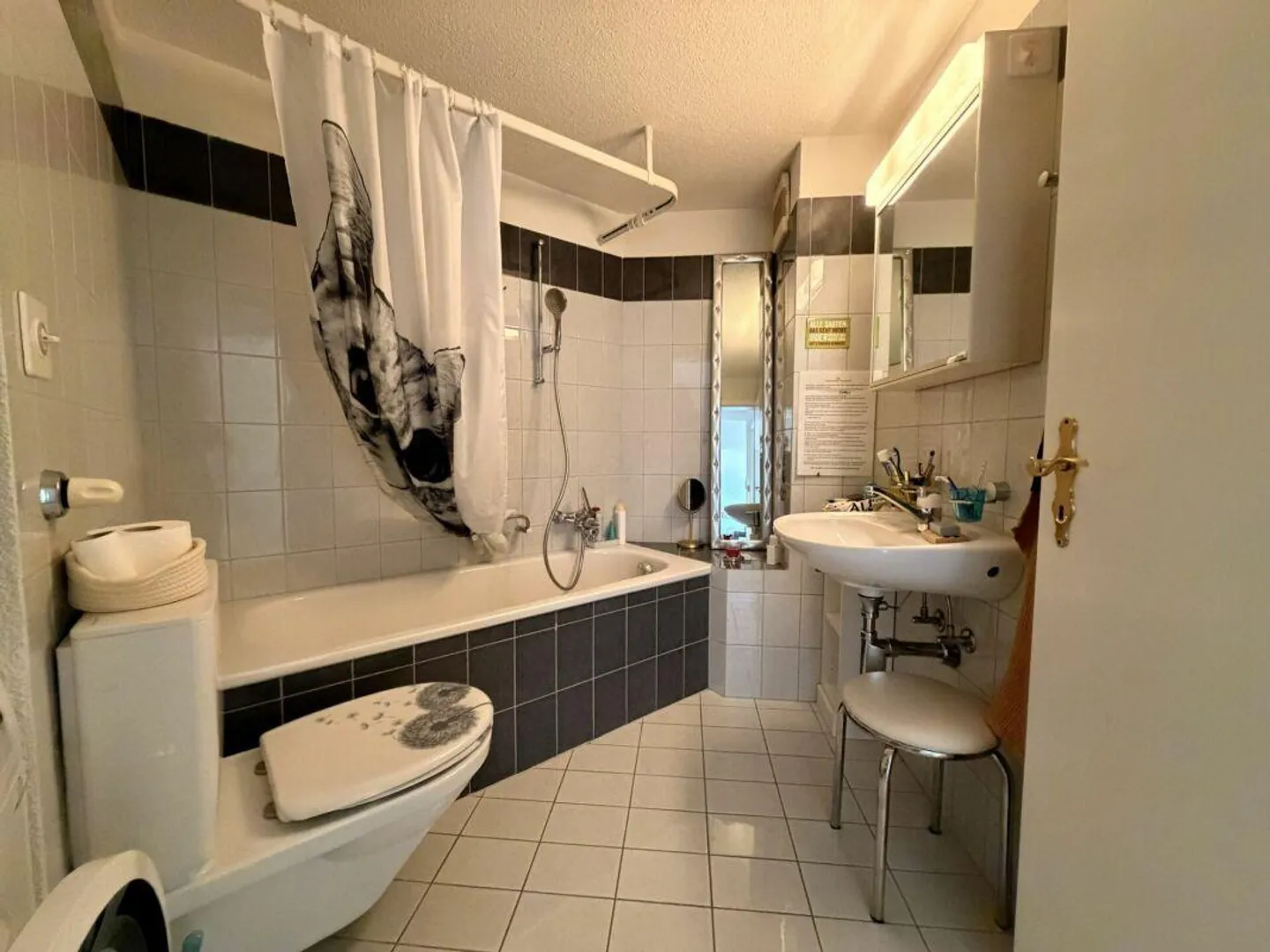Charming 2 ½-room apartment in an attractive and sunny residential area - Photo 5 of 8