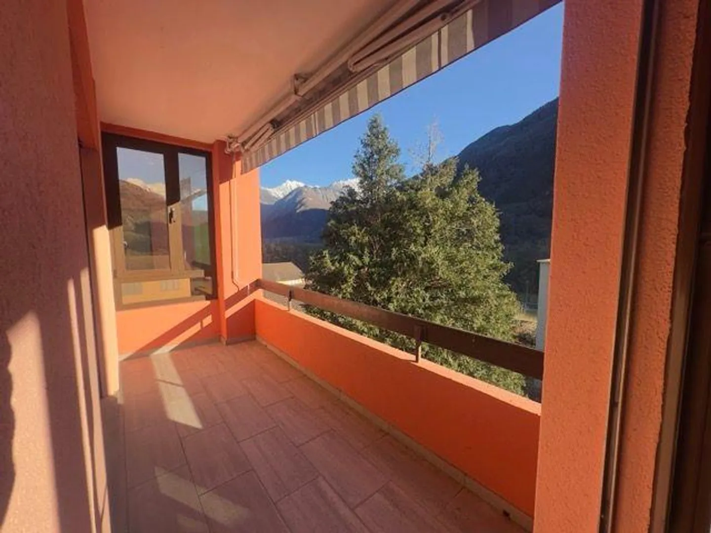 Großartige Investition für Einkommen, atemberaubende 4,5 Zimmer renoviert - Foto 1 von 14