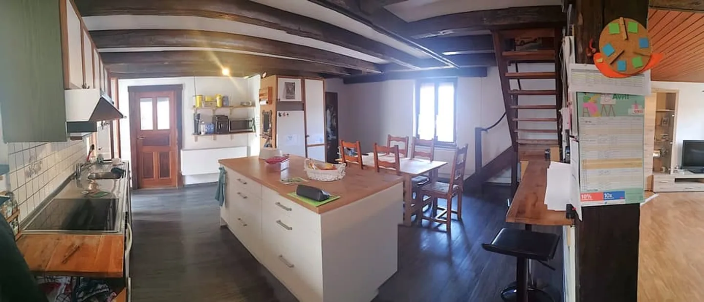 Maison à 2 appartements avec véranda, jardin, garage : rénovations à prévoir - Photo 12 sur 13