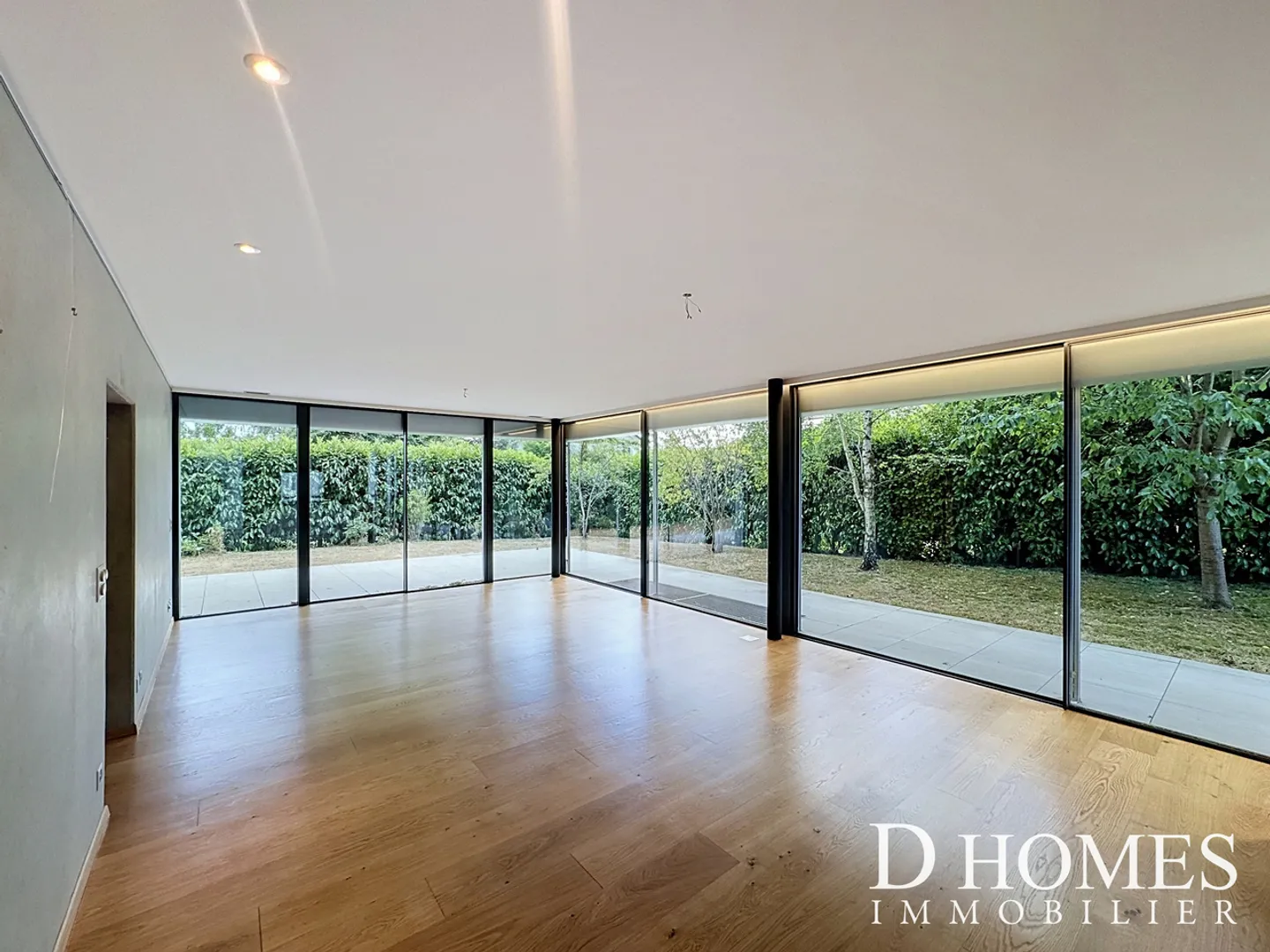 Modernes Apartment mit Garten - Foto 4 von 12
