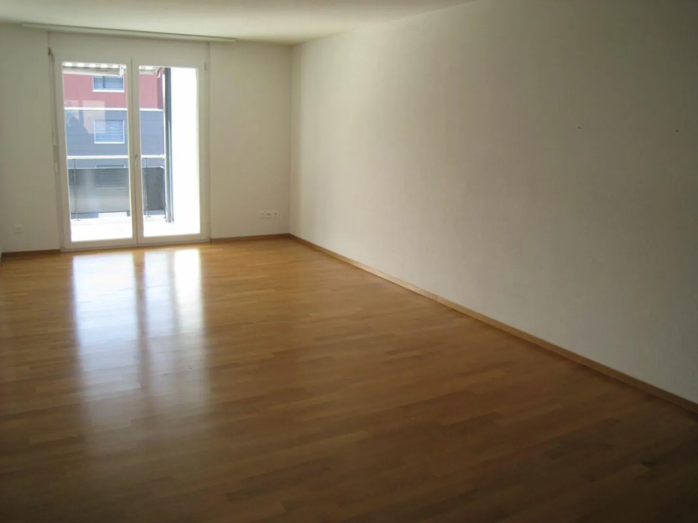 Charmante Wohnung mit Sitzplatz - Foto 5 von 6