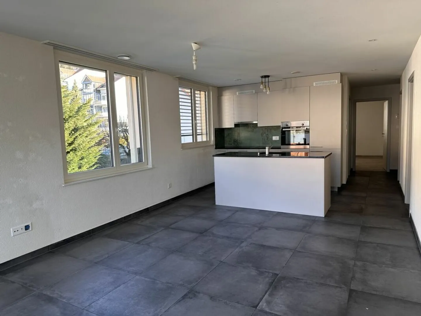 Beautiful modern 4.5-room apartment on the 2nd floor - Rue de l'Épervier 3A, Cernier - Photo 2 of 8