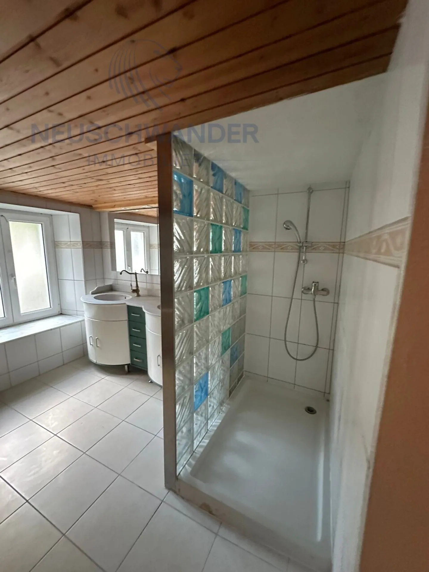 Apartment for rent - Photo 7 of 16