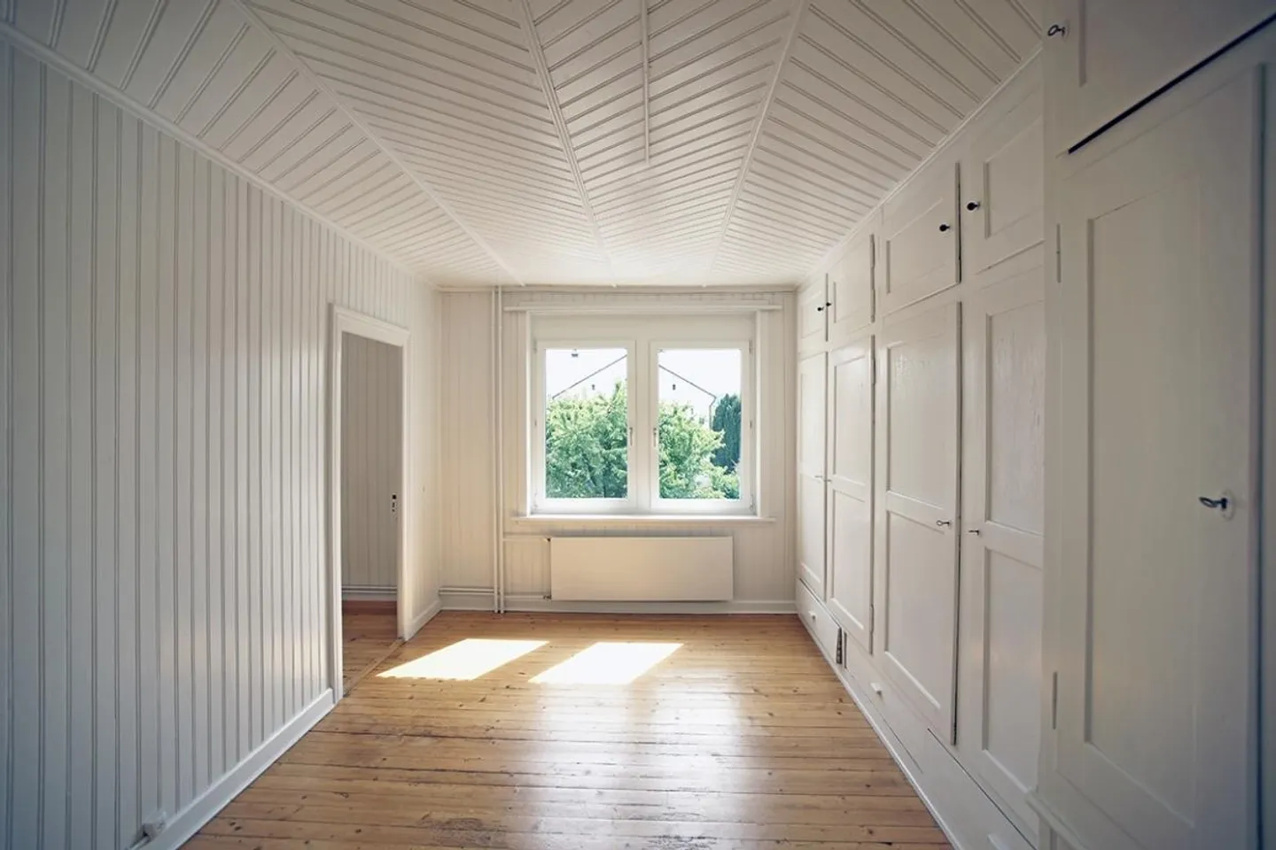 Belle appartement ancien de 4 pièces avec poste de gardien - Photo 8 sur 18