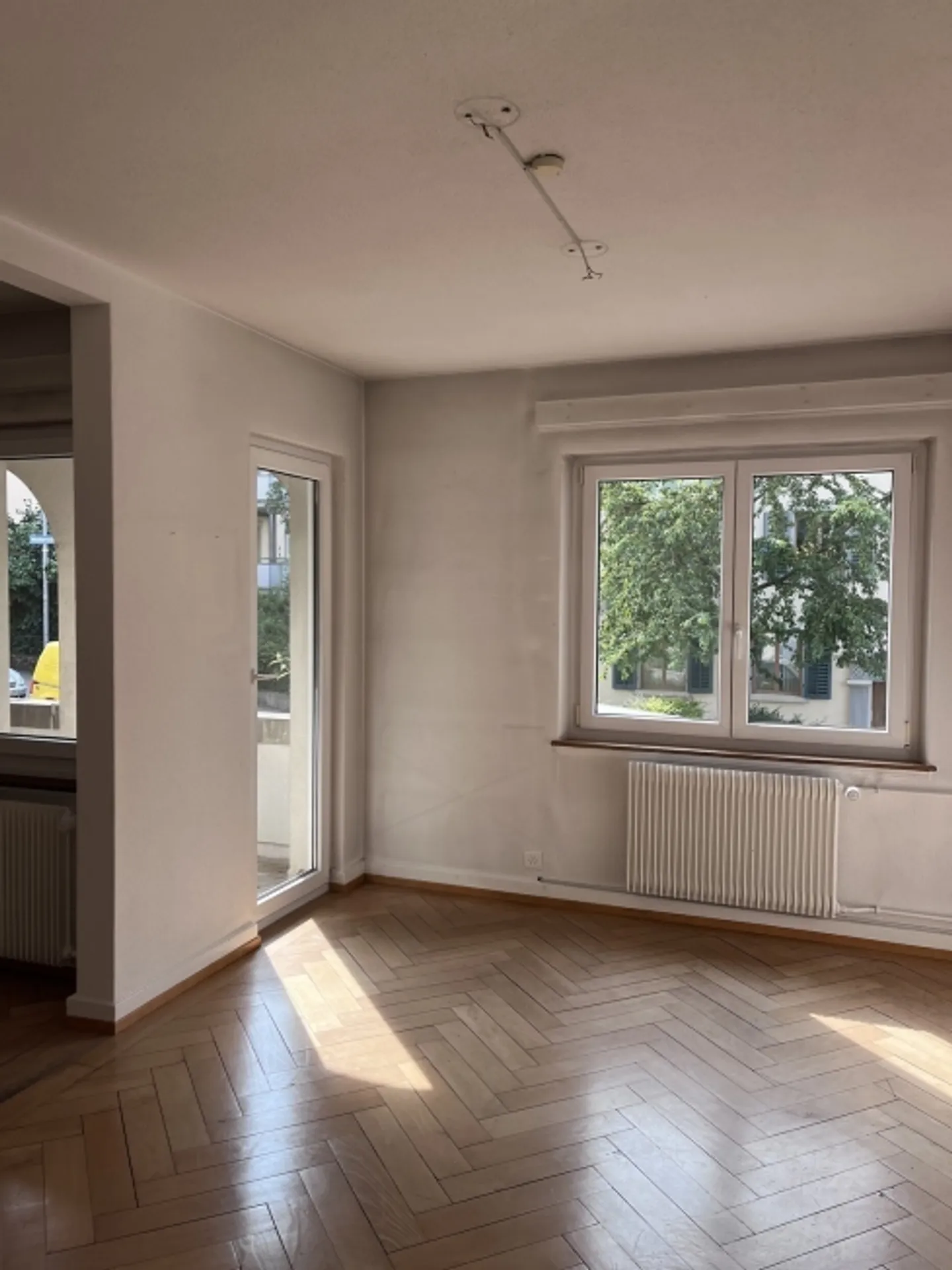 «3-Zimmerwohnung mit Altbau-Charme in Zürich-Wipkingen - (befristet bis 30. September 2026) Musterbilder - ENGLISH BELOW» - Foto 3 von 8
