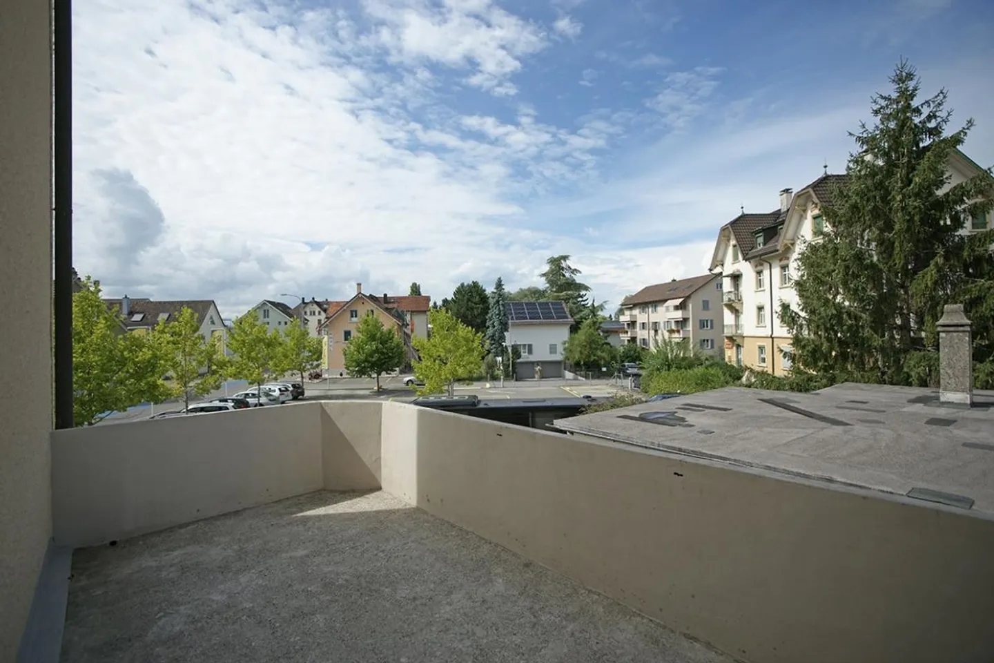 Belle appartement ancien de 4 pièces avec poste de gardien - Photo 16 sur 18