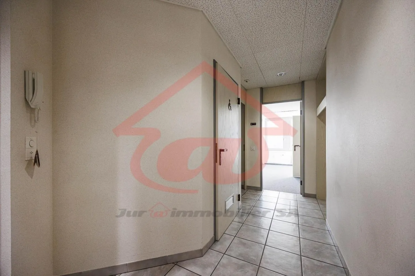 Entreprise innovante au cœur du Jura - Photo 8 sur 18