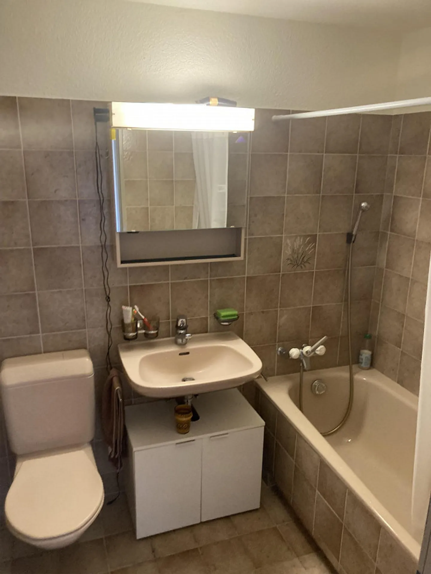 appartamento, posizione tranquilla - Foto 3 di 5