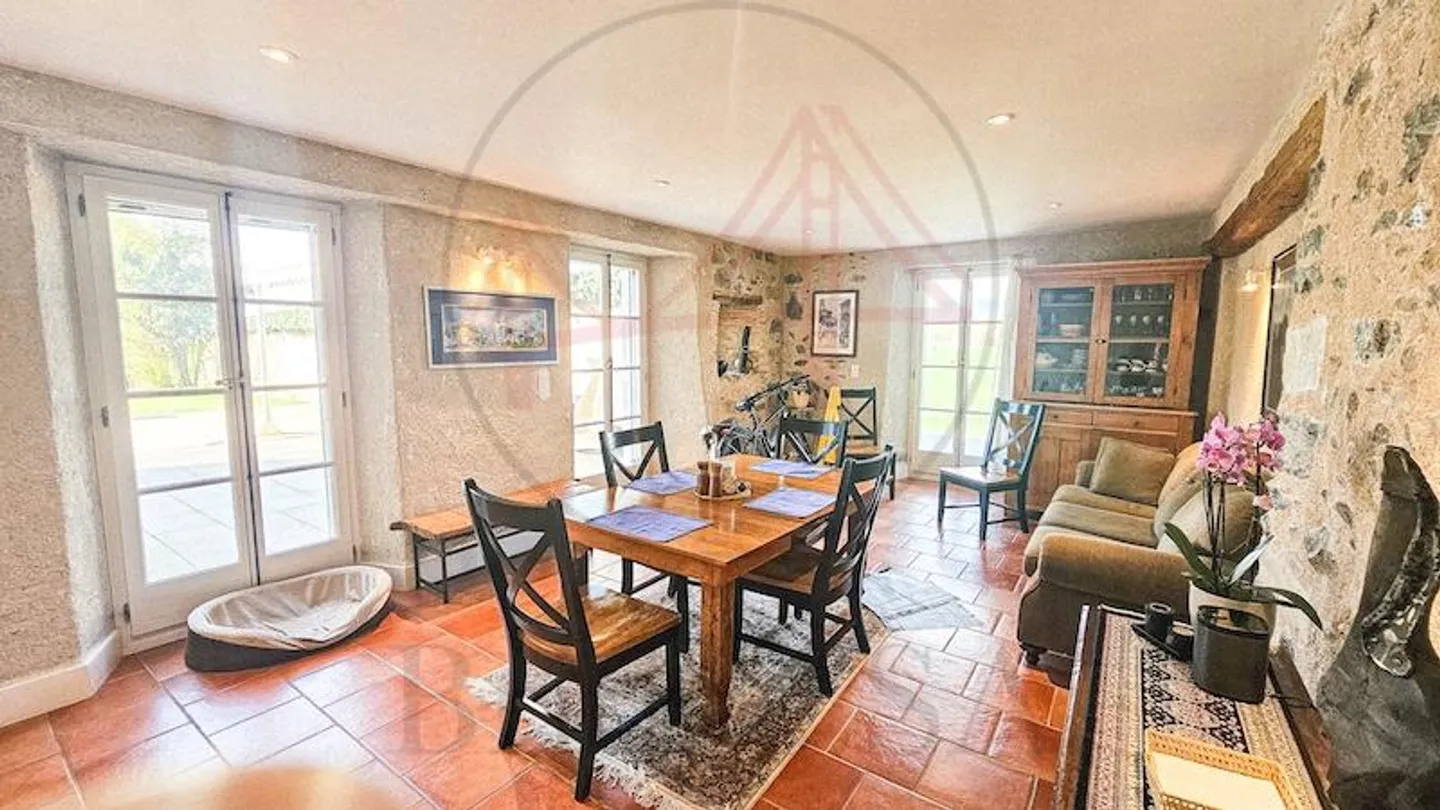 Ferme de caractère près de Versoix - Photo 8 sur 11